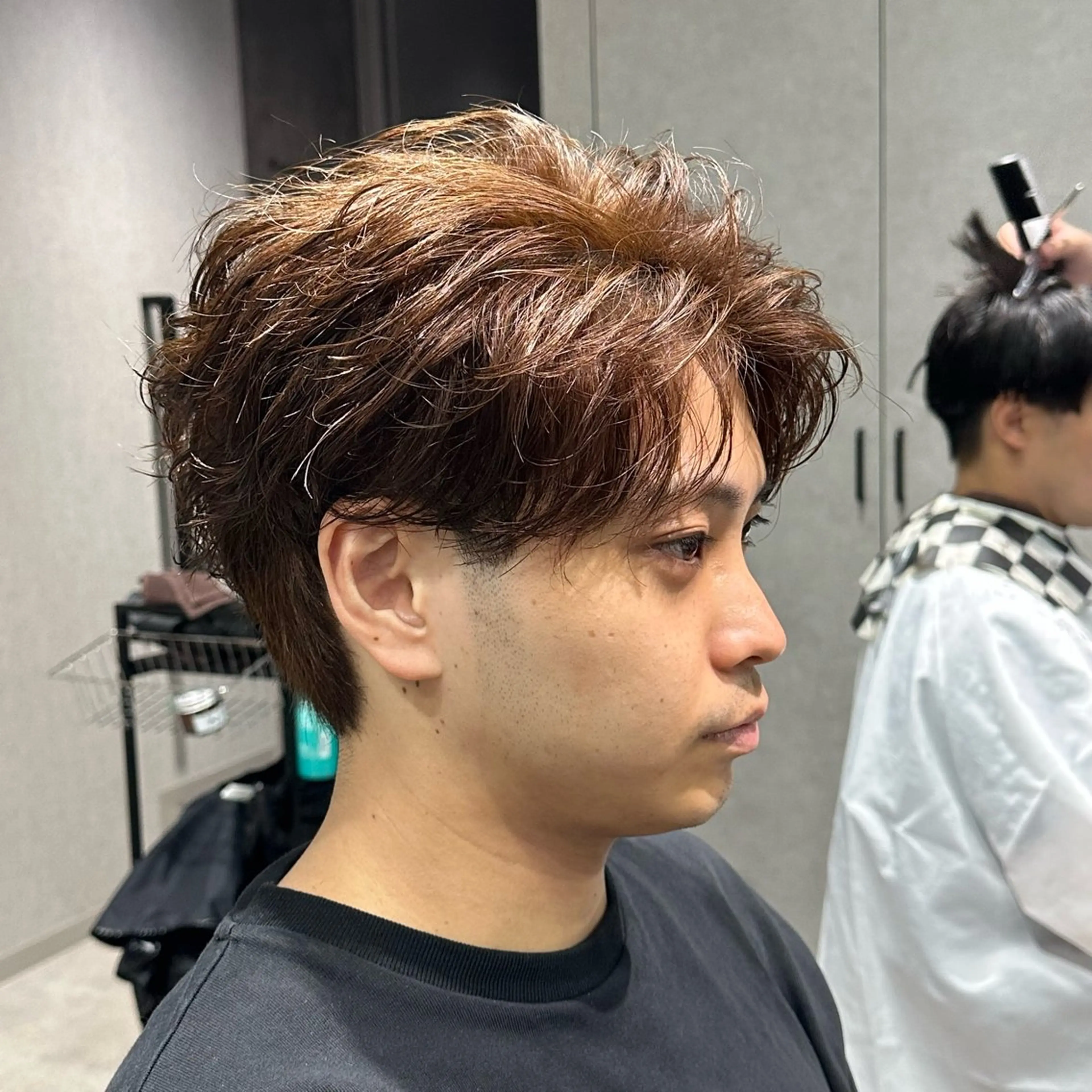 ショート カラー パーマ メンズ フェザーパーマ メンズパーマ ブラウンカラー カット パーマ トリートメント フェザーパーマ職人 🪶ryosukeのヘアスタイル