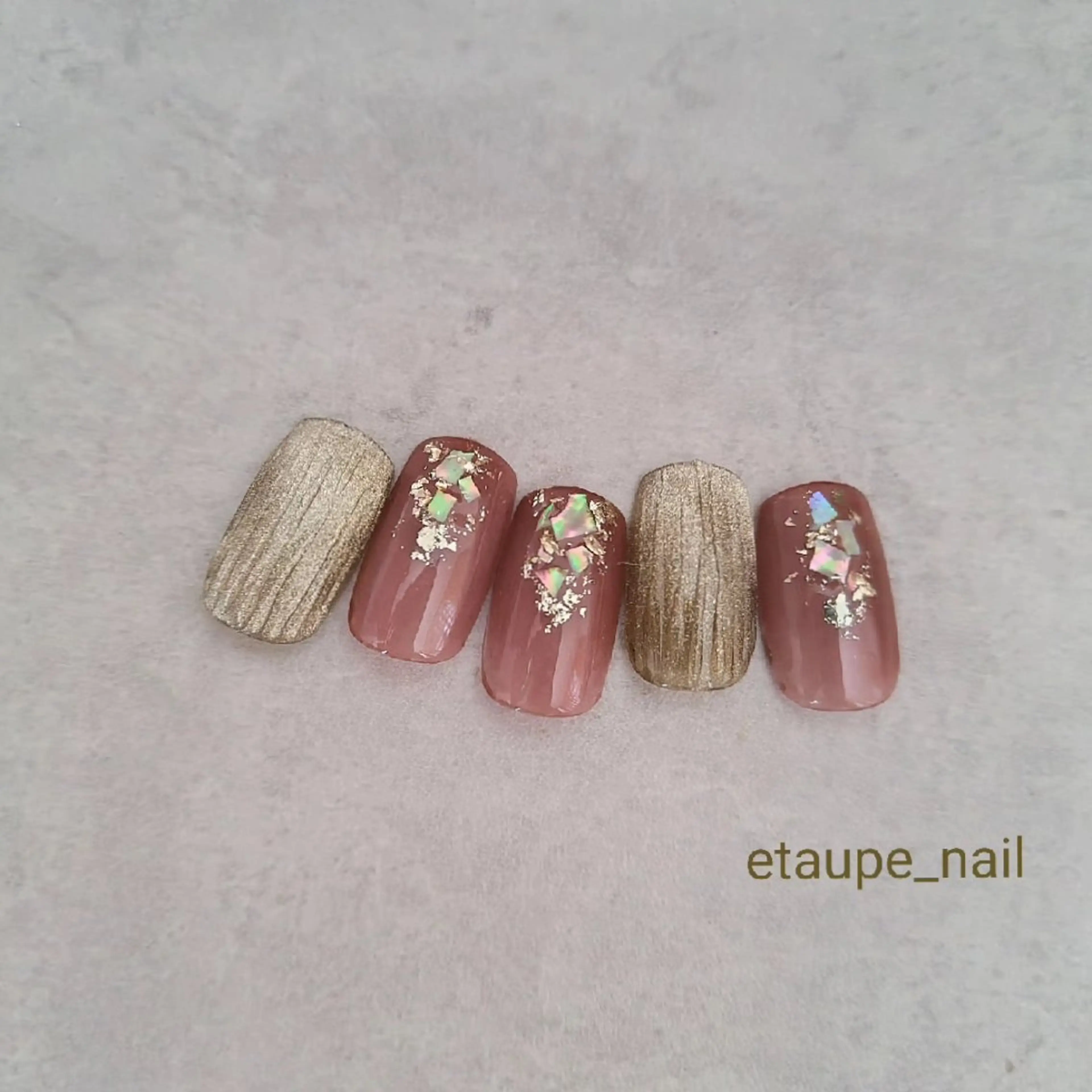 ネイル マグネットネイル etaupe nail所属・向原自宅サロン ★エトープネイルのネイルデザイン
