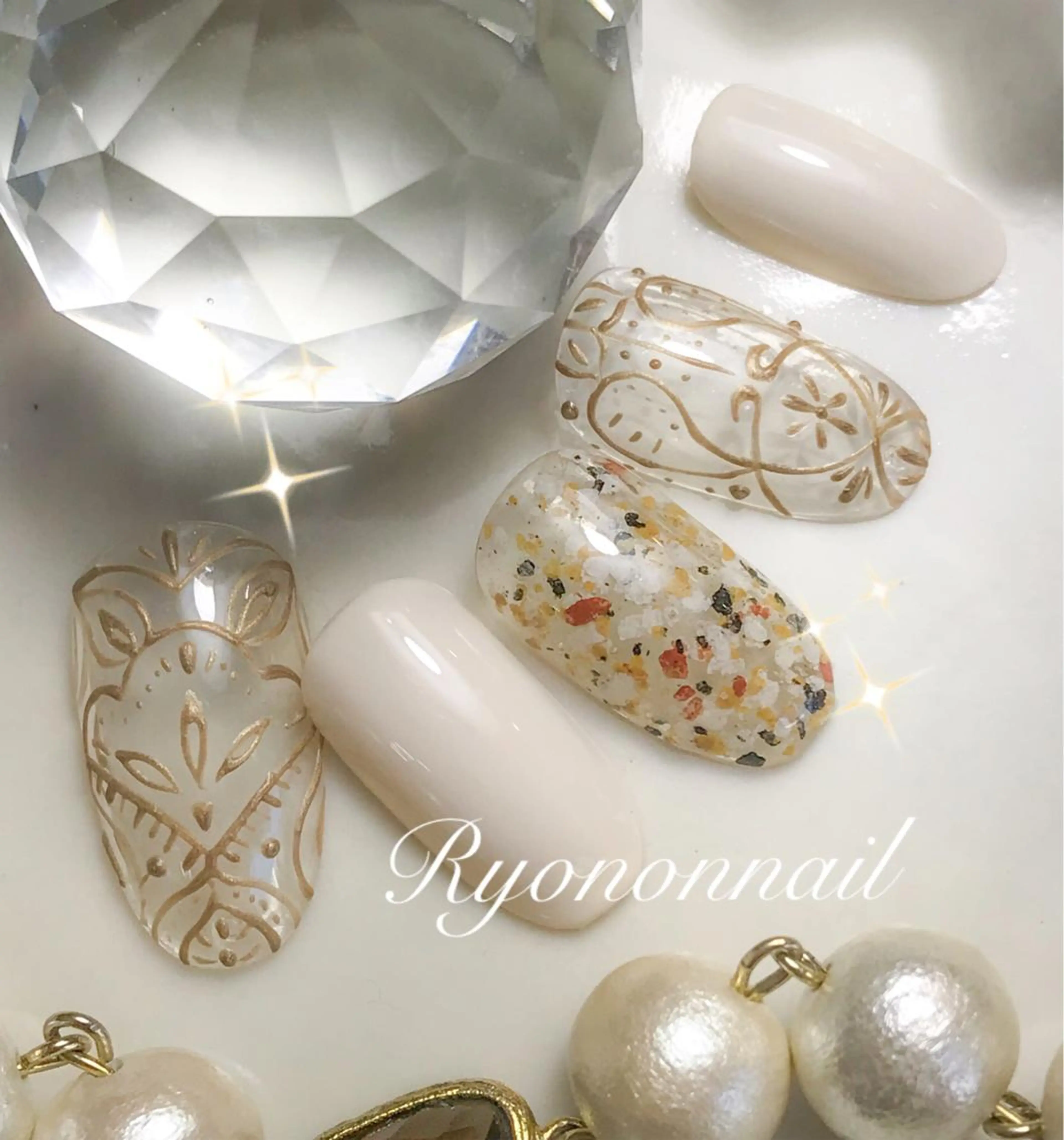 ネイル Ryononnail(リョノンネイル)所属・Ryononnail 上谷典子のネイルデザイン