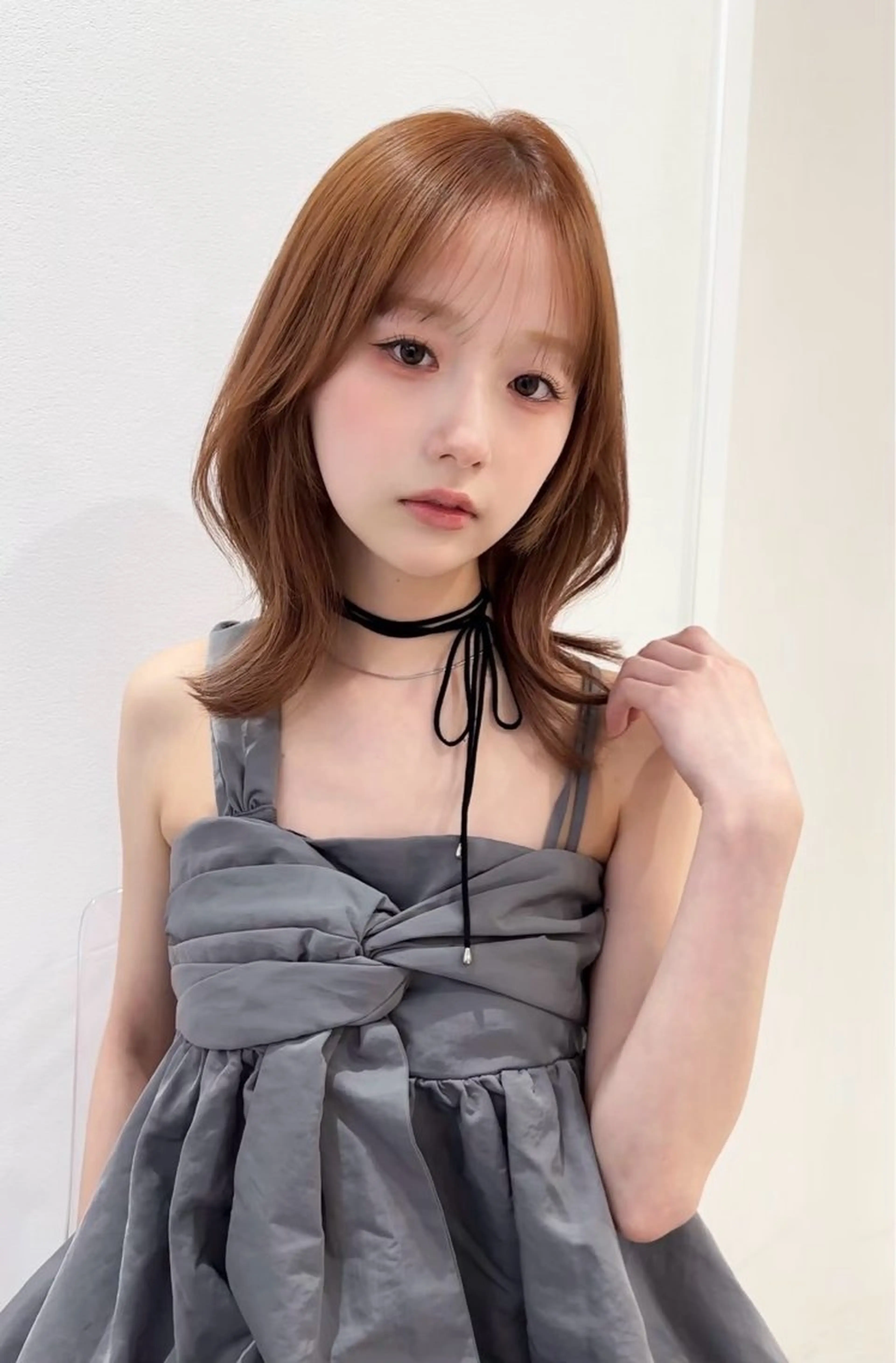 ミディアム karin ボブハイトーンのヘアスタイル