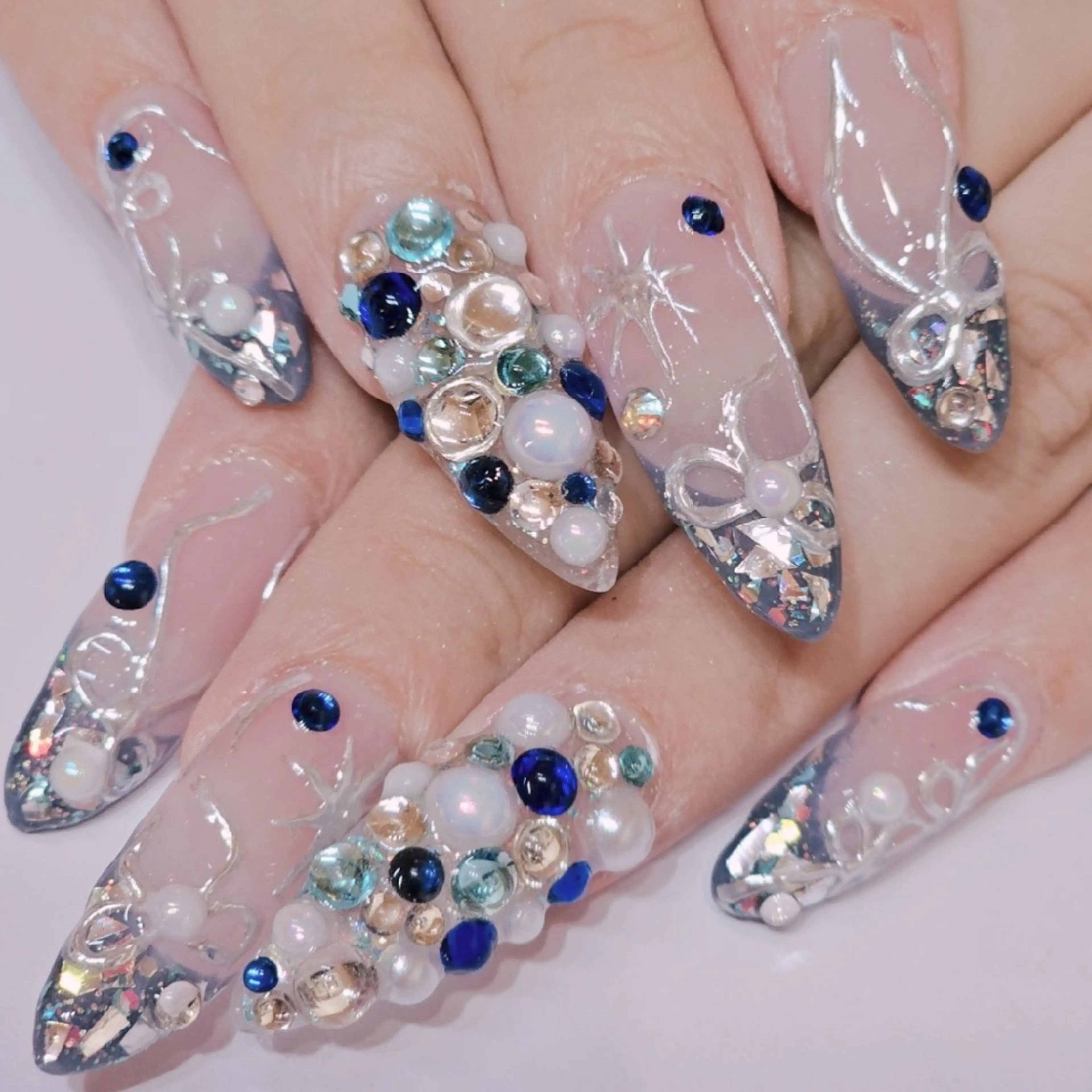 ネイル アートネイル ブルー フレンチネイル ガラスフレンチ ミラーネイル ハンドネイル よしだ ひろきのネイルデザイン