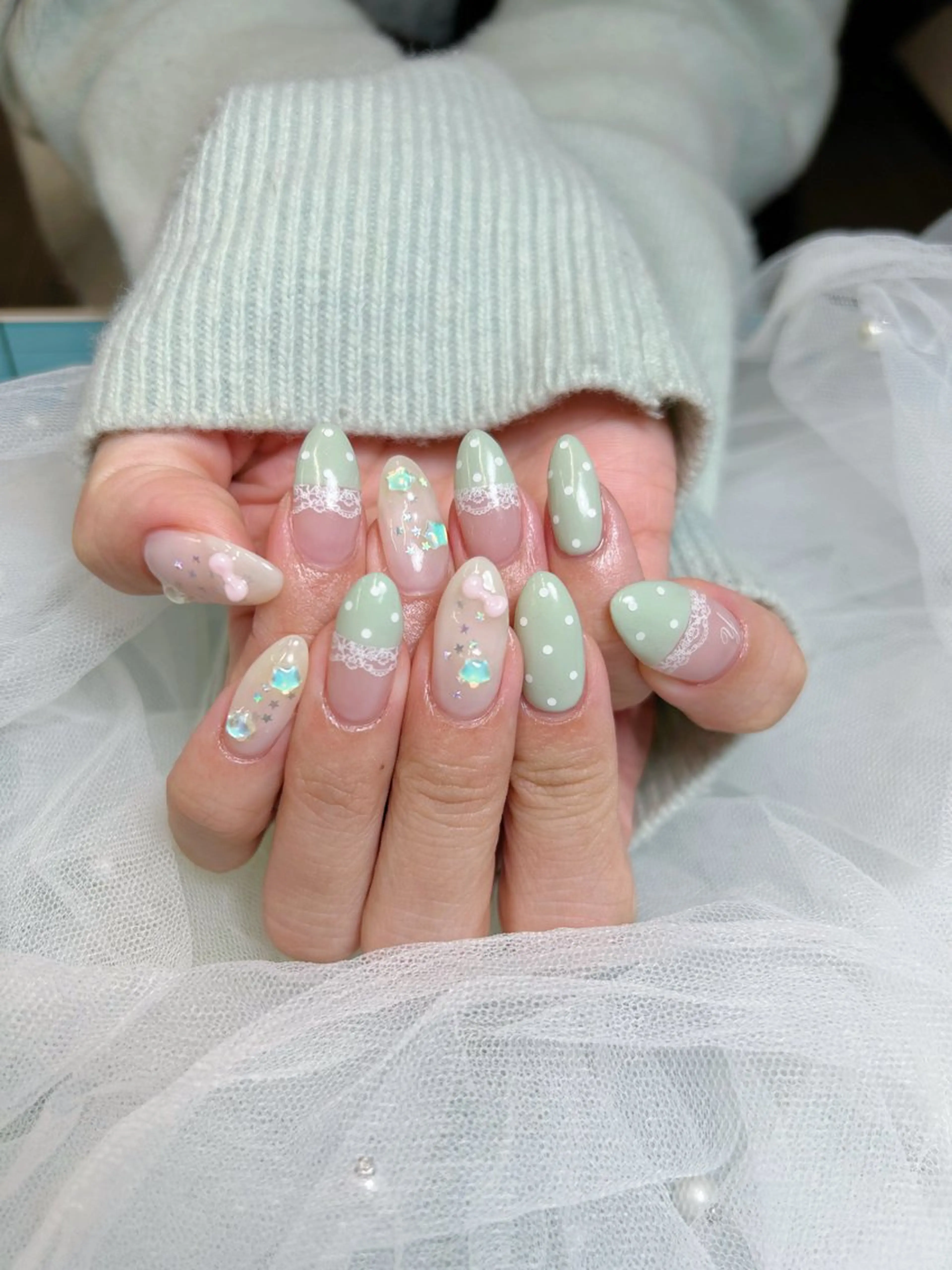 ネイル takara nail所属・takara射水高岡 マグネット韓国ポップのネイルデザイン