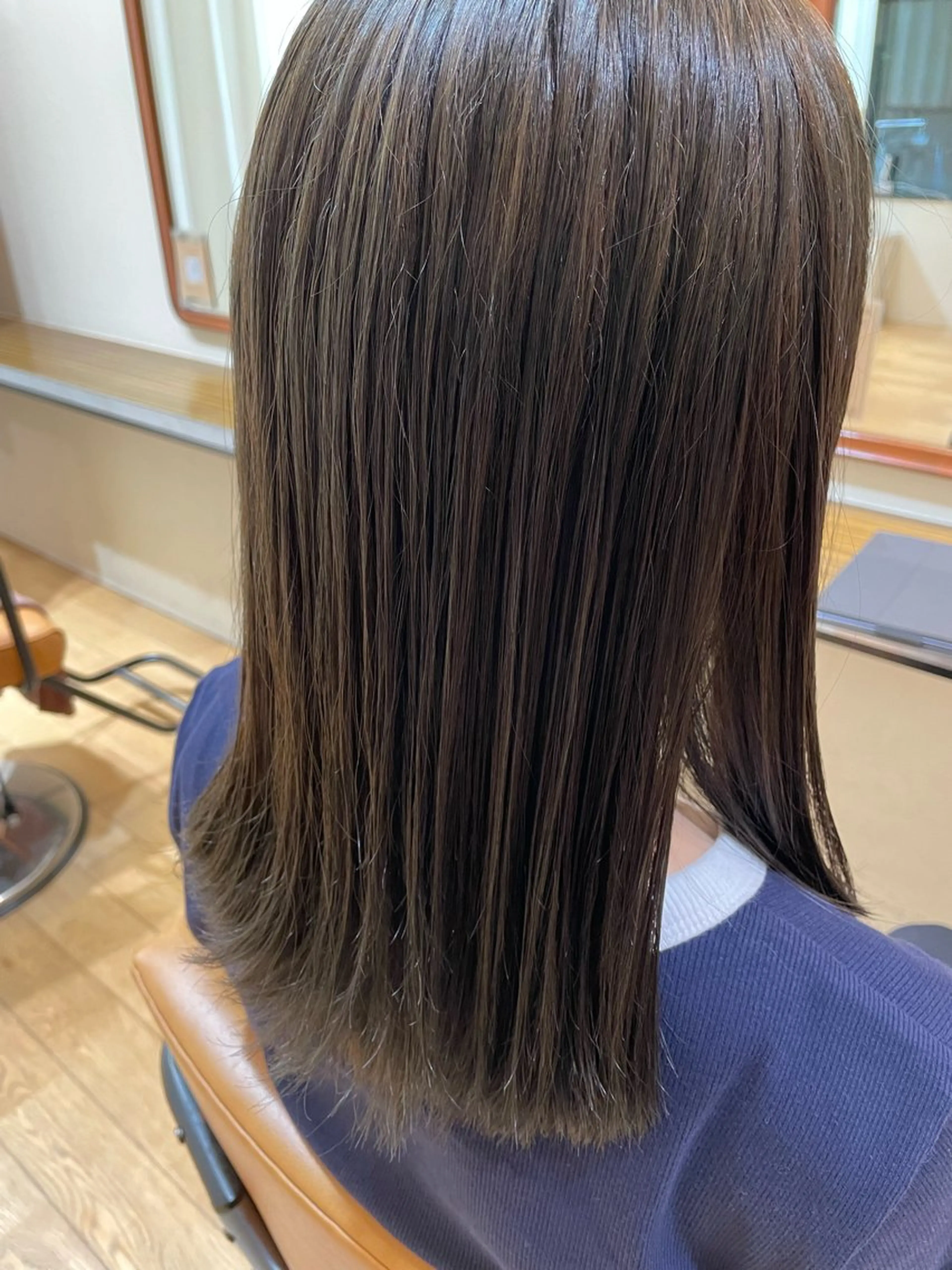 セミロング カラー ヘアカラー おもだか　がく /レディースカットのヘアスタイル