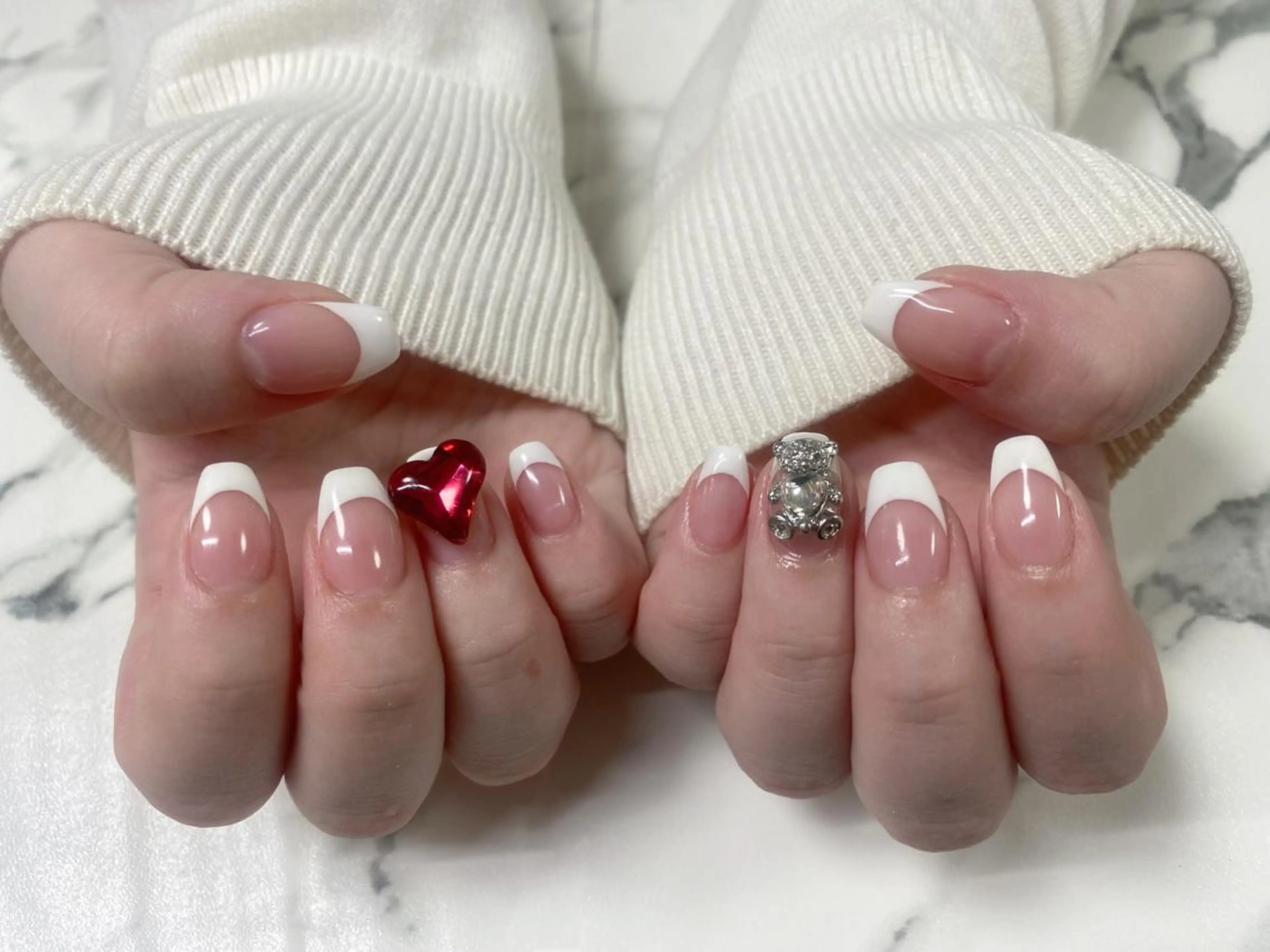 ロング カラー ネイル Q Free nailsのネイルデザイン