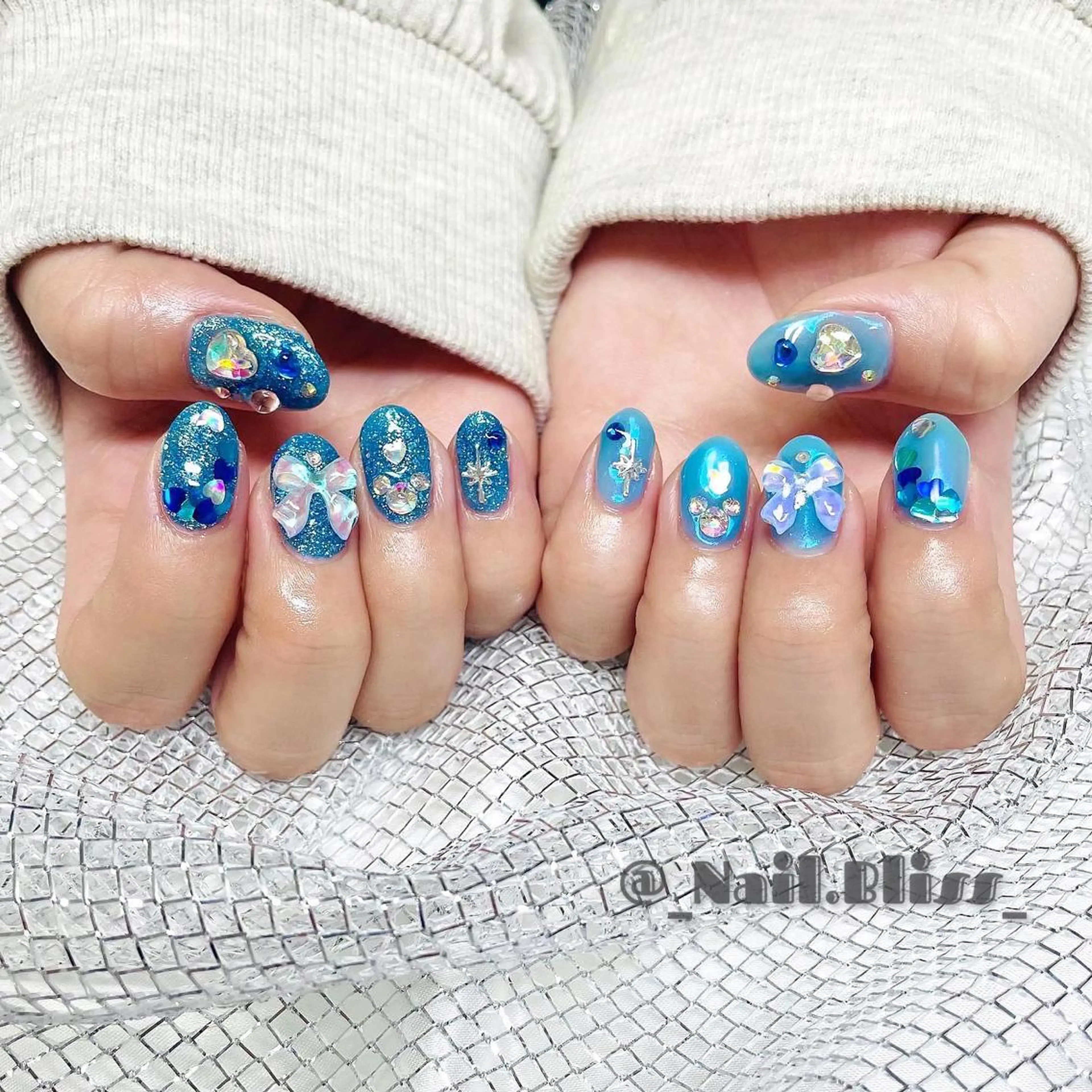 ネイル ブルー ハンドネイル NAIL BLISSのネイルデザイン