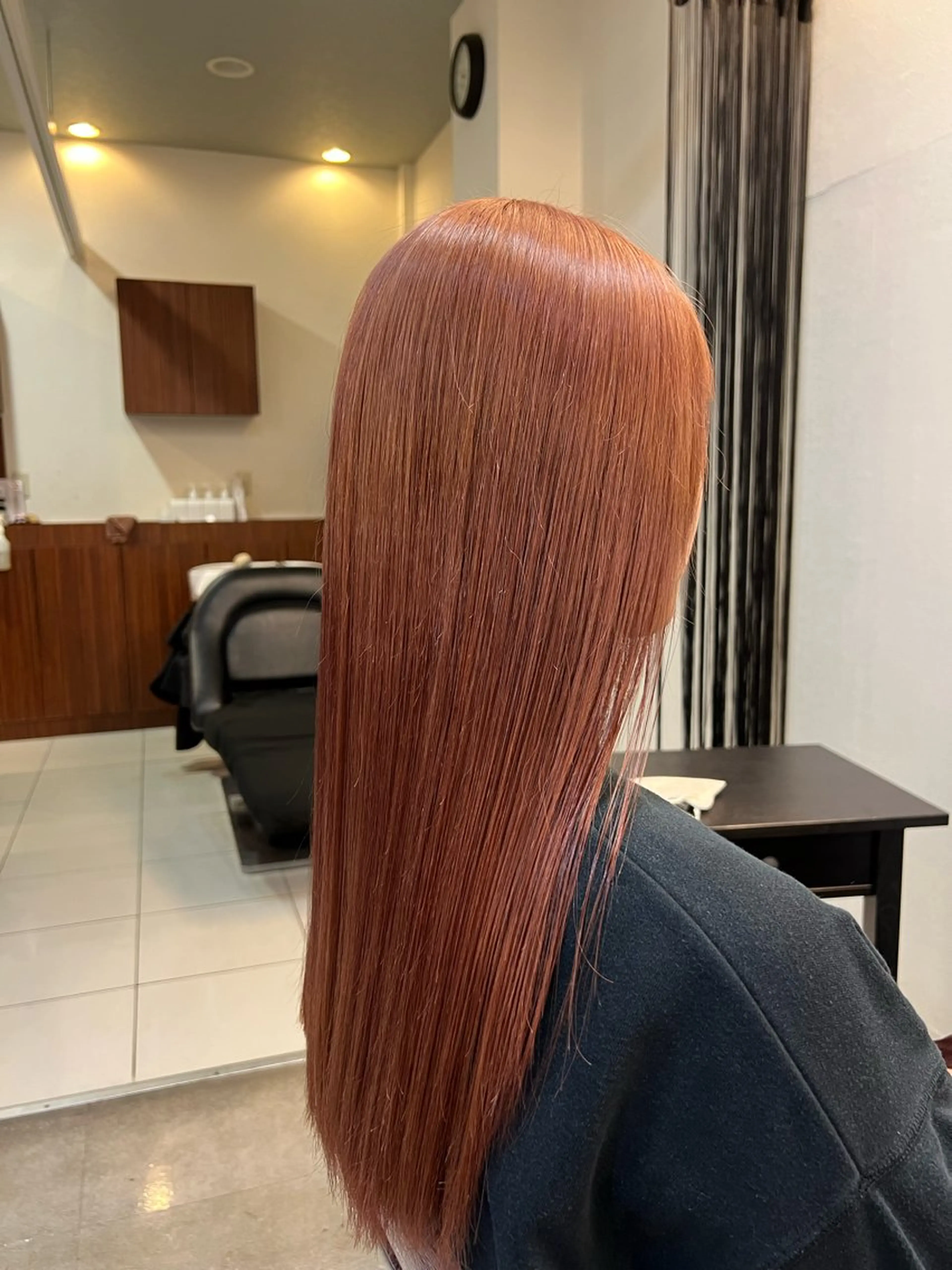 ロング カラー ベージュカラー ピンクカラー ピンクベージュ ヘアカラー トリートメント 松山 優里のヘアスタイル