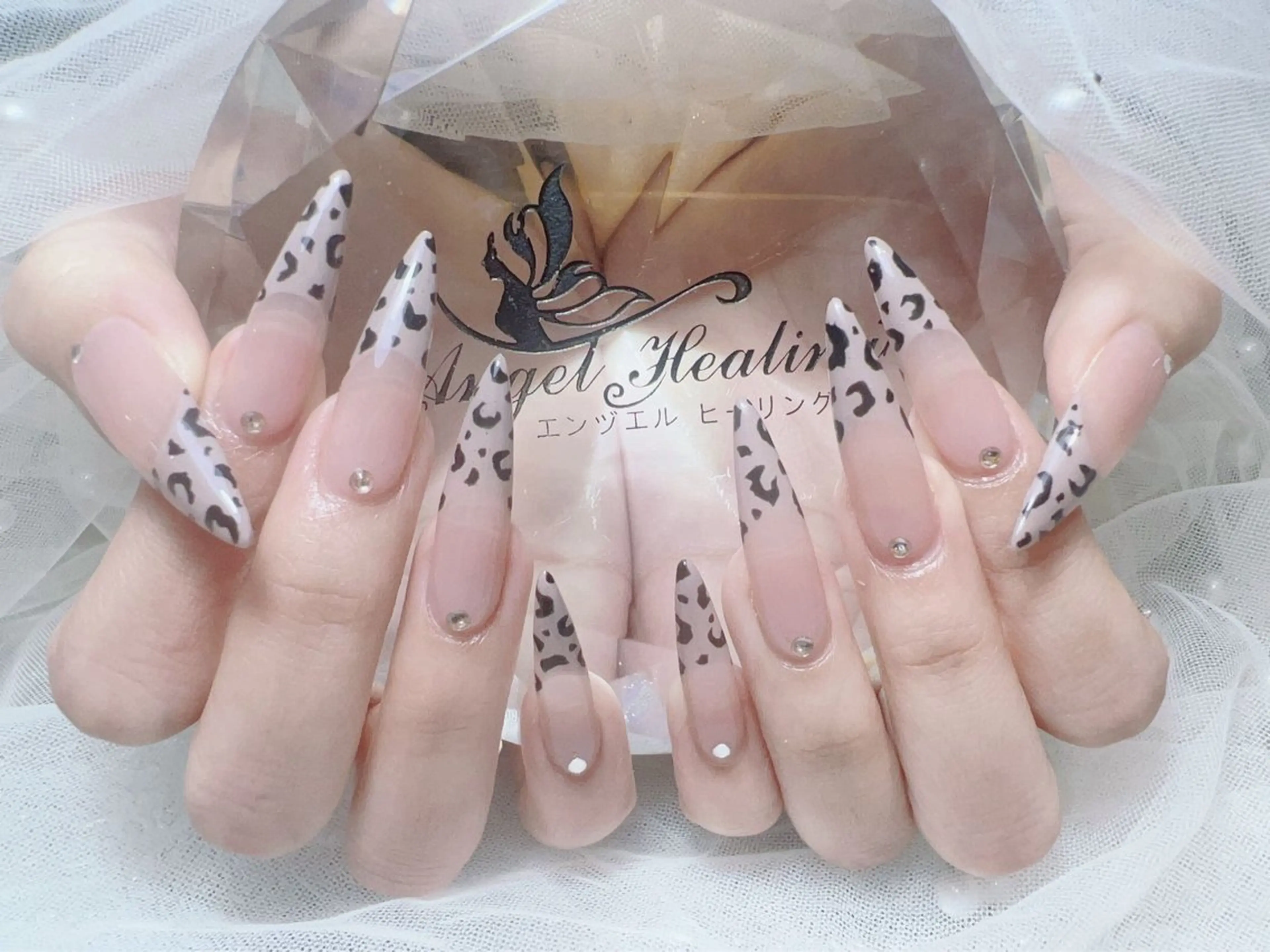 ネイル エンジェル ヒーリング 矢場町店のネイルデザイン