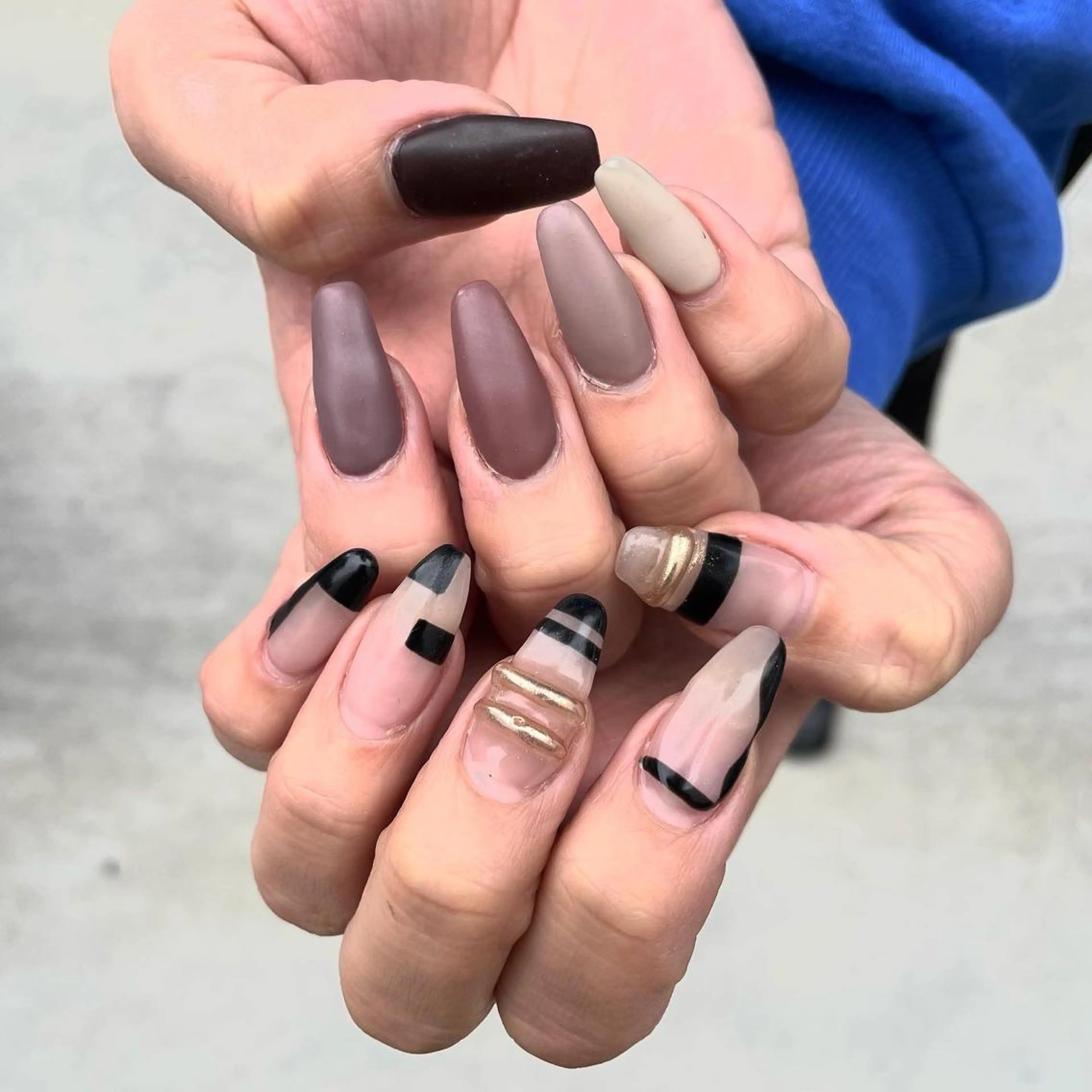 ネイル ブラウン マットネイル ハンドネイル Sea  nail by emaのネイルデザイン