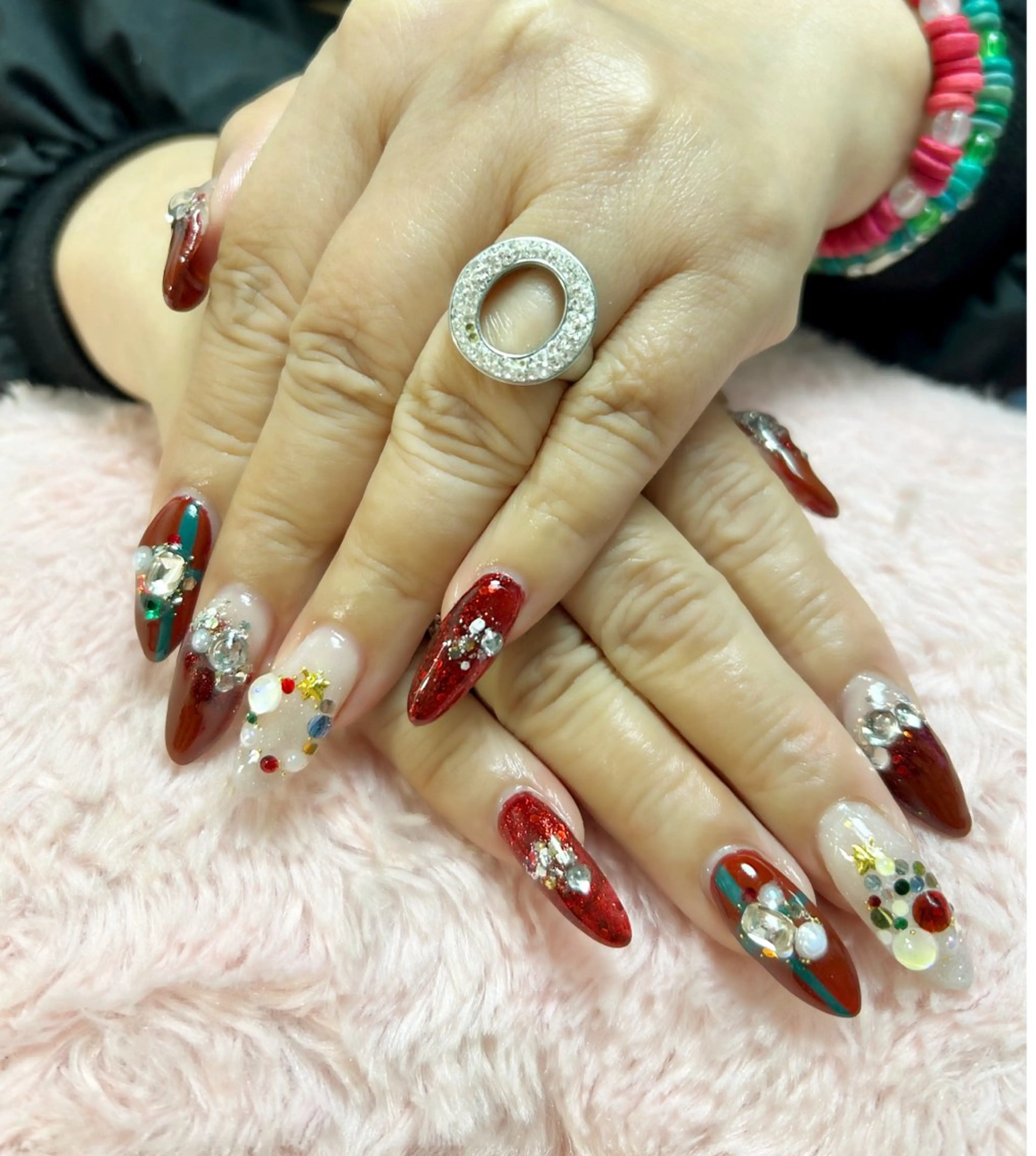 ネイル 冬ネイル クリスマス GＬA D所属・ＧＬAD グラットのネイルデザイン