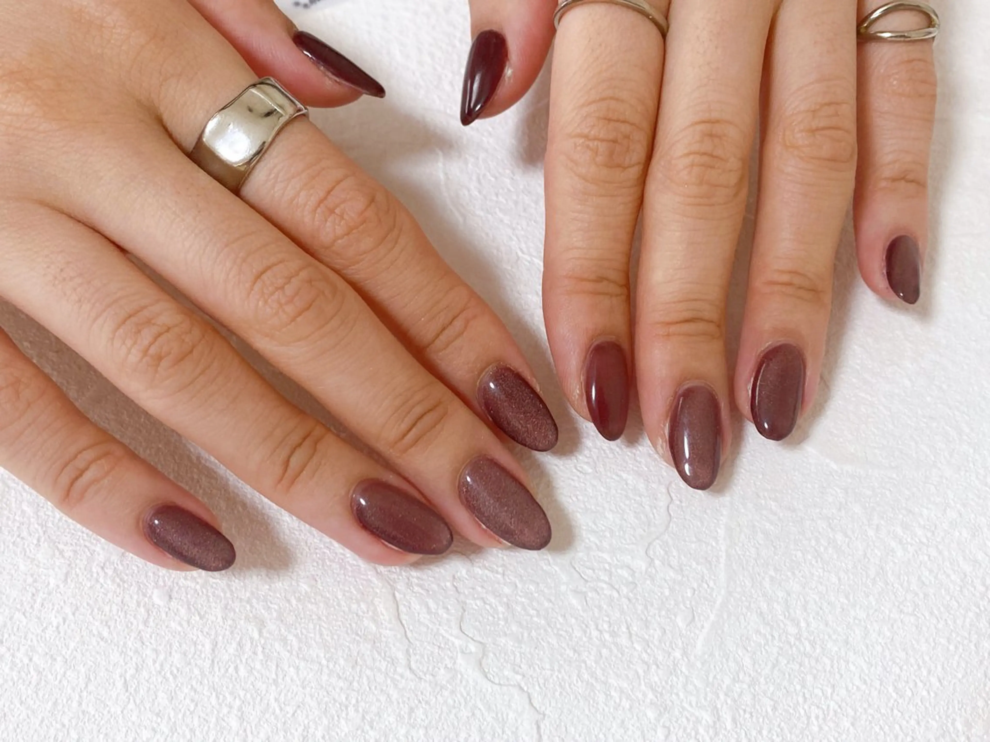 ネイル オーロラネイル ブラウン フットネイル フレンチネイル ジェルネイル ハンドネイル kiki nail たまプラーザのネイルデザイン