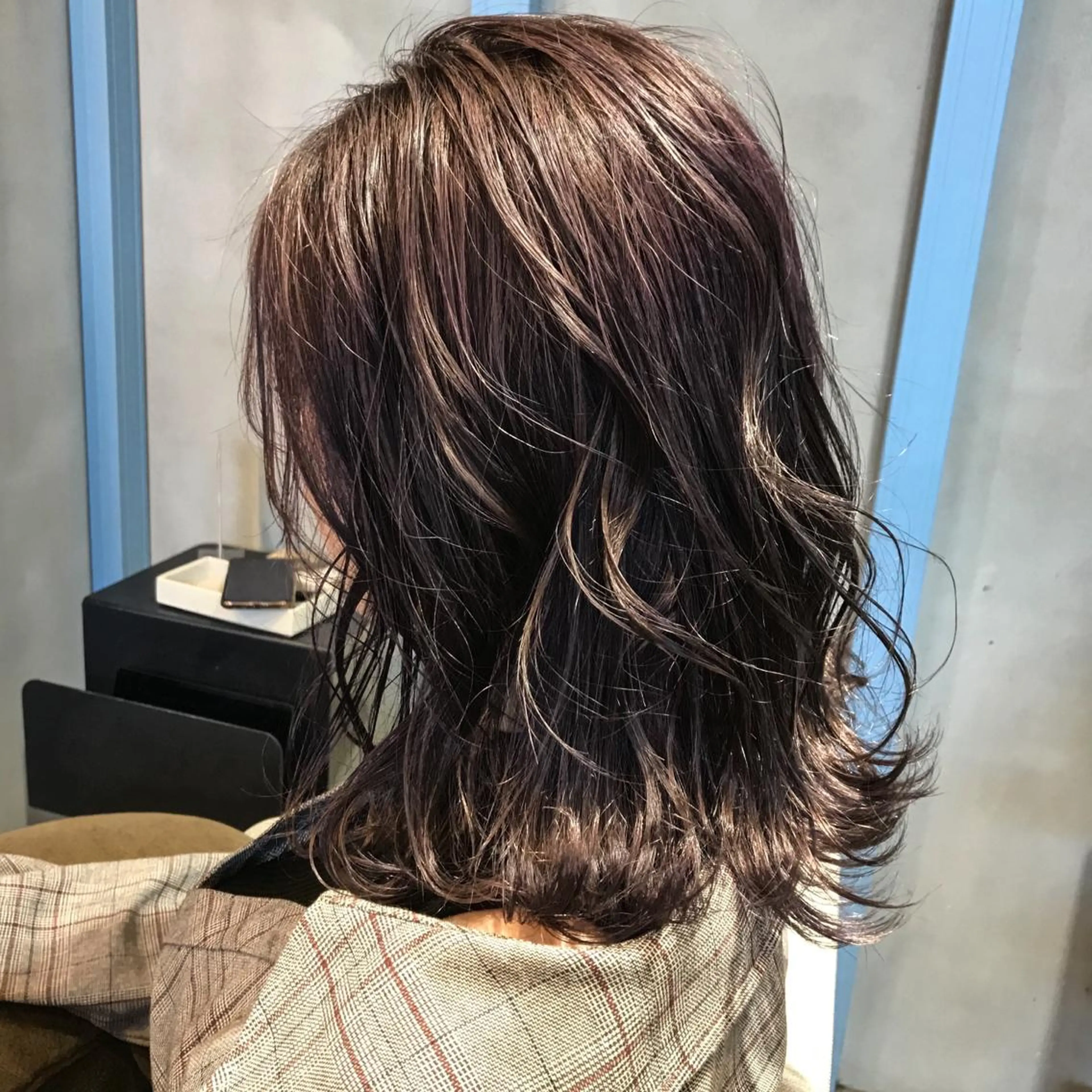 ミディアム カット ヘアカラー トリートメント 所渉/韓国レイヤー /ウルフカットのヘアスタイル