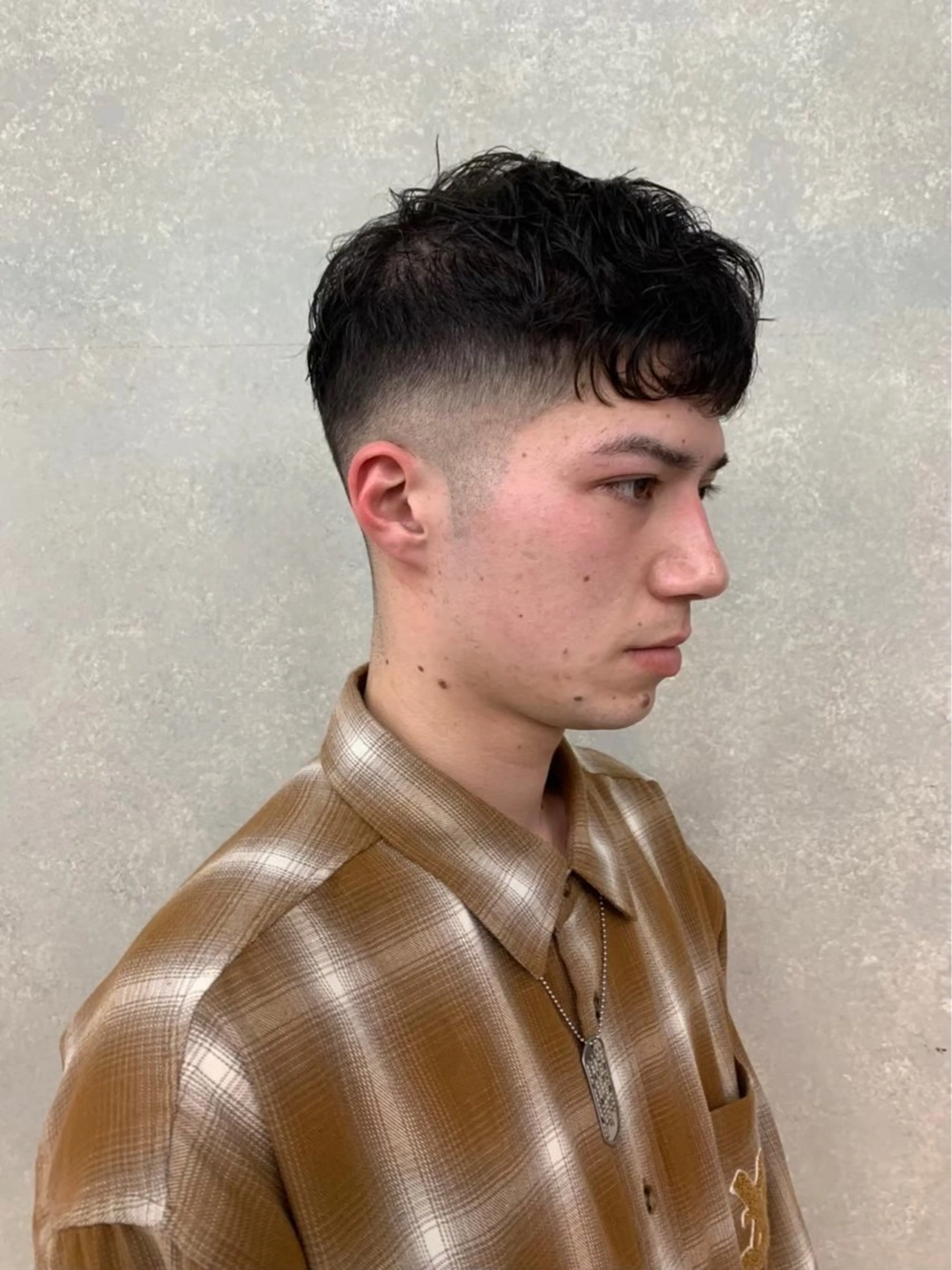 ショート メンズ メンズブリーチ メンズハイトーン メンズインナーカラー 髪質改善 ショートヘア Rei/ 縮毛矯正/ ハイライトカラー募集のヘアスタイル