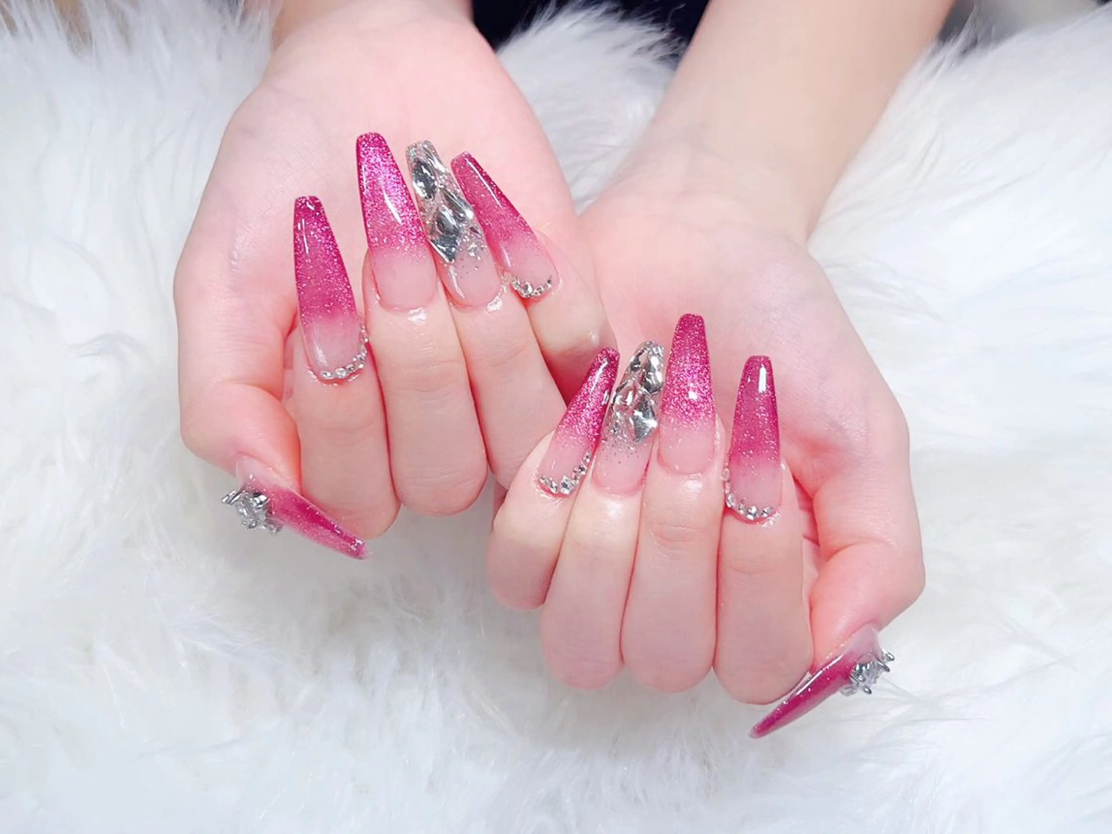 ネイル LuLuネイルサロンMio所属・Mi oのネイルデザイン