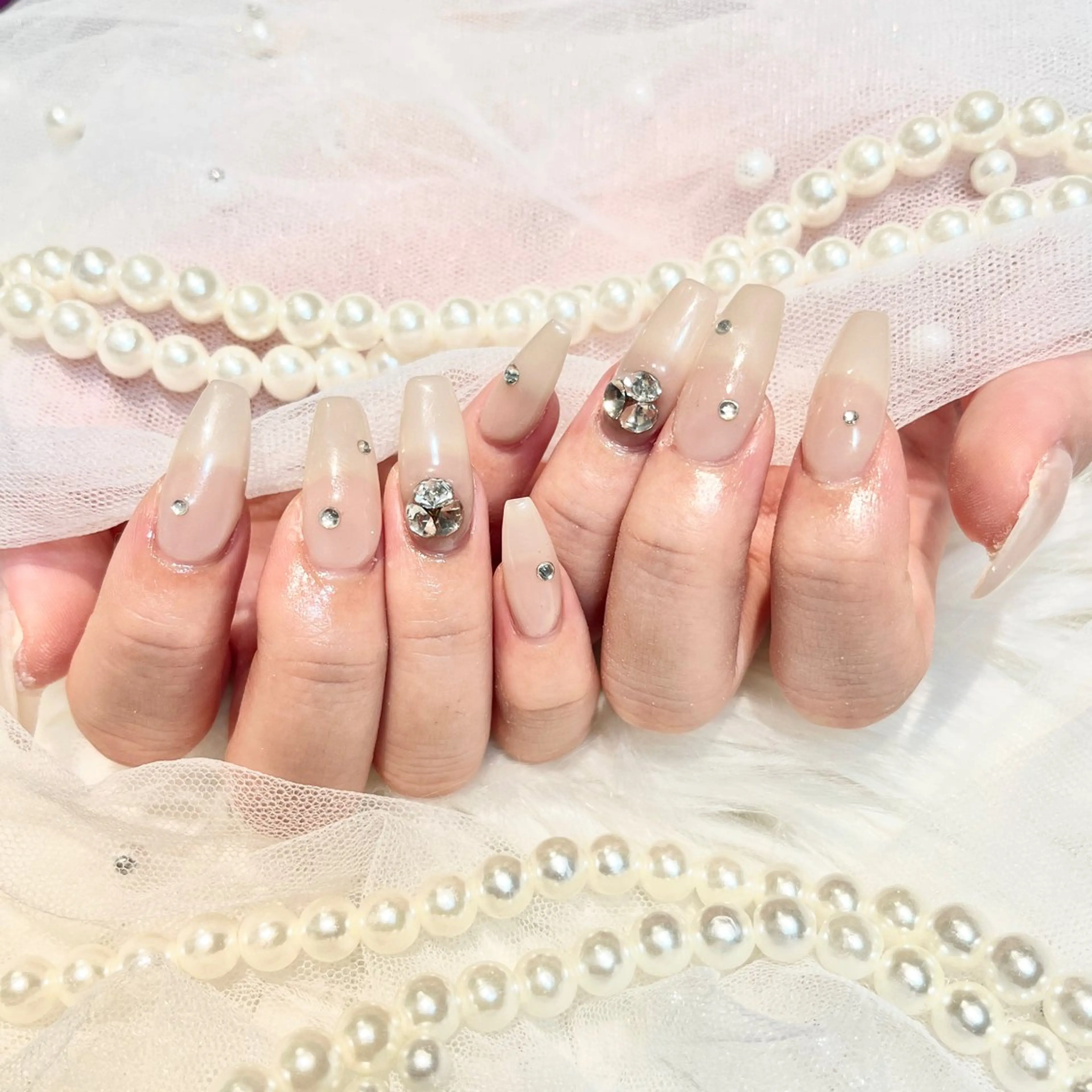 ネイル ハンドネイル WISTERIA ainaのネイルデザイン