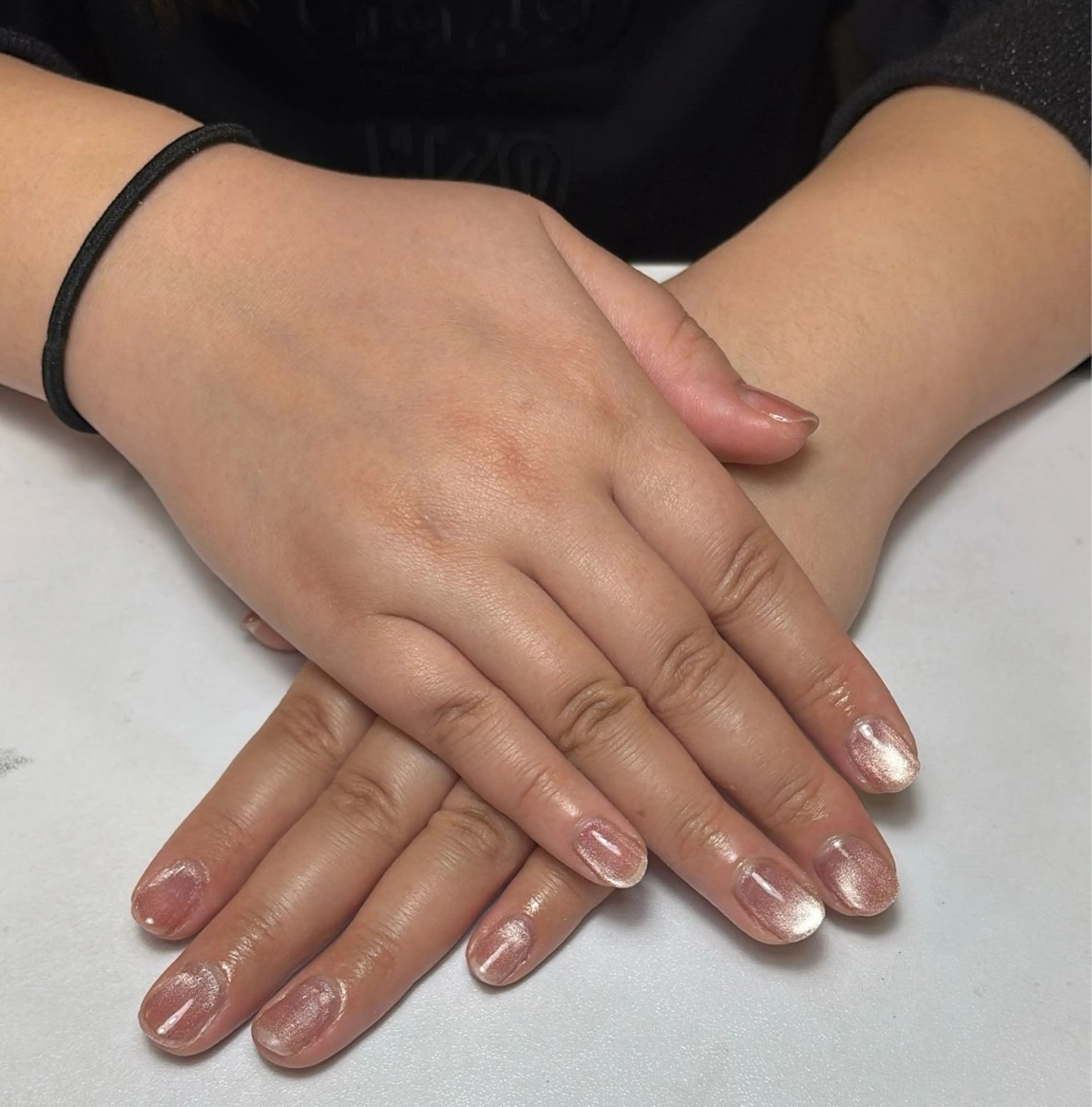 ネイル ネイルサロンエーナインイオン西町店所属・大館 萌香のネイルデザイン