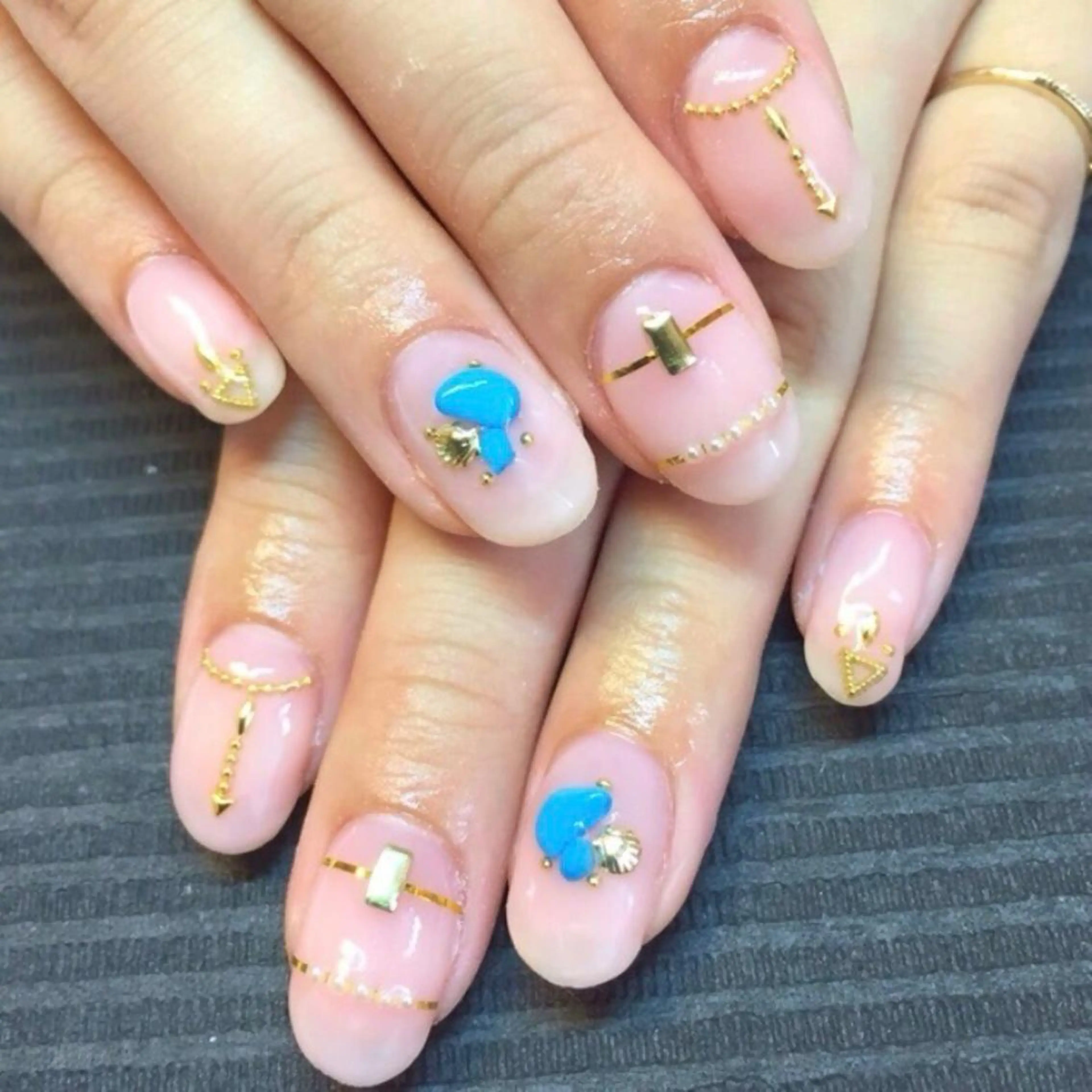 ネイル アートネイル 安藤 Charlotteのネイルデザイン