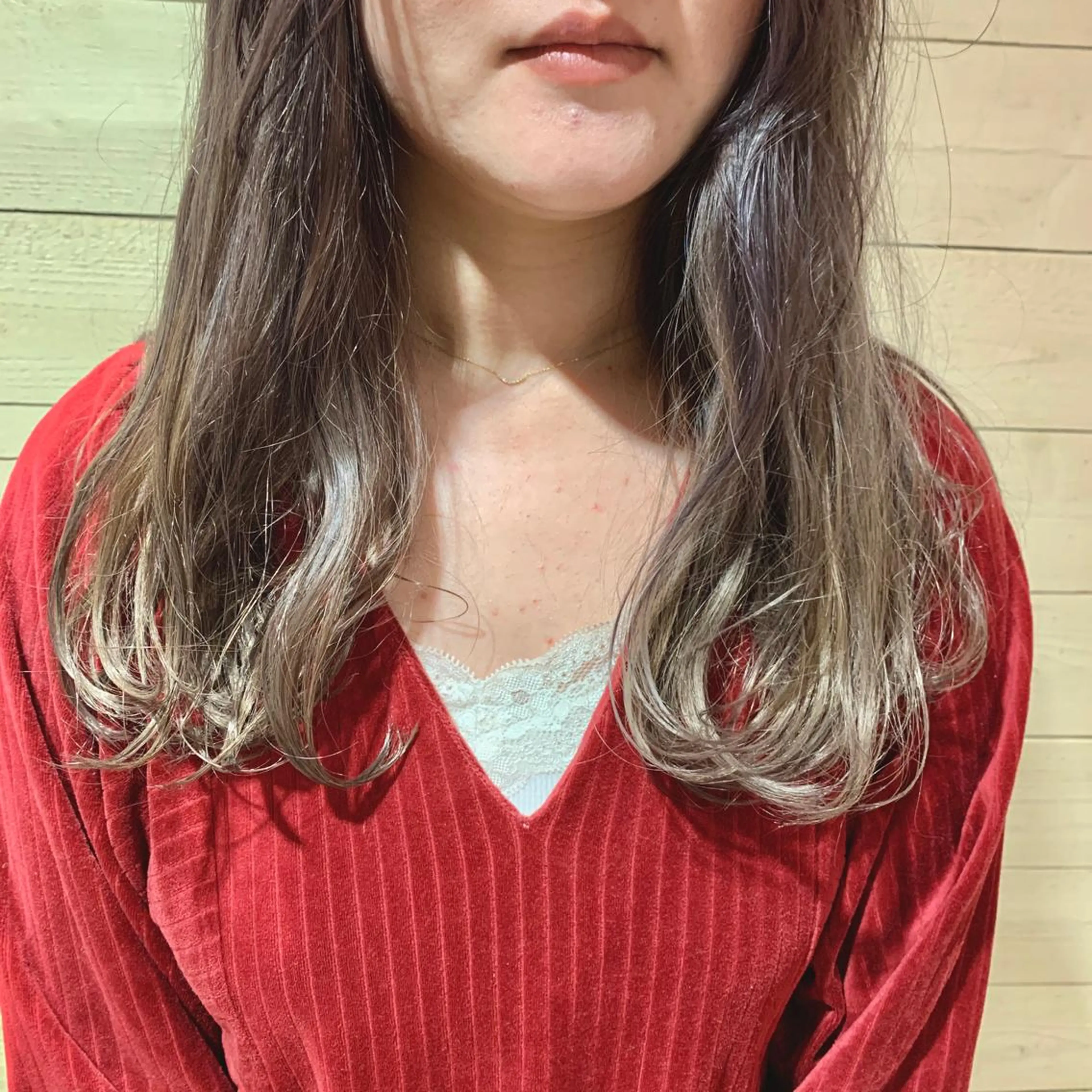 ロング カラー カット ヘアカラー トリートメント クワハラ イオリのヘアスタイル