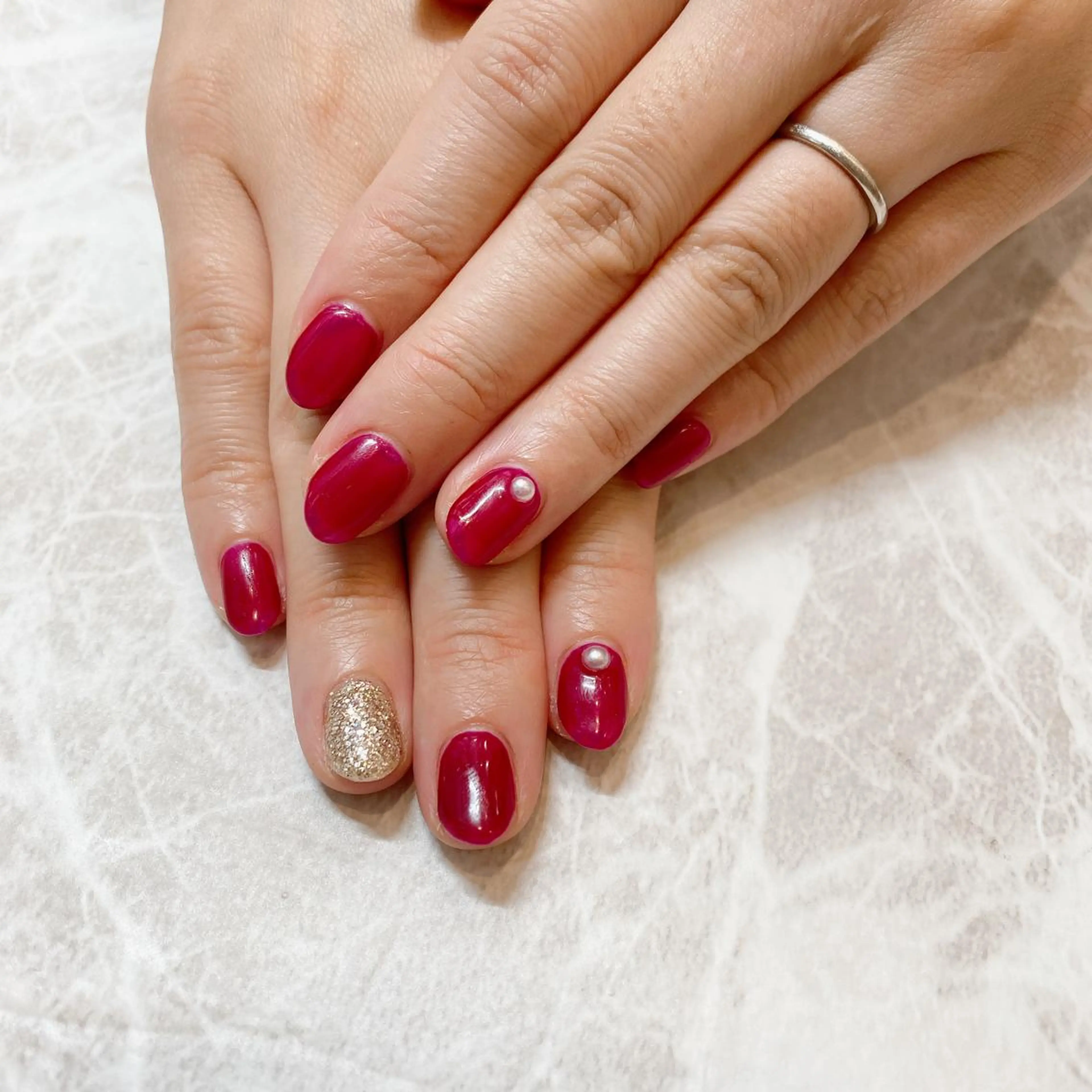 ネイル ボルドー 冬ネイル クリスマス ハンドネイル 関谷 真登佳のネイルデザイン