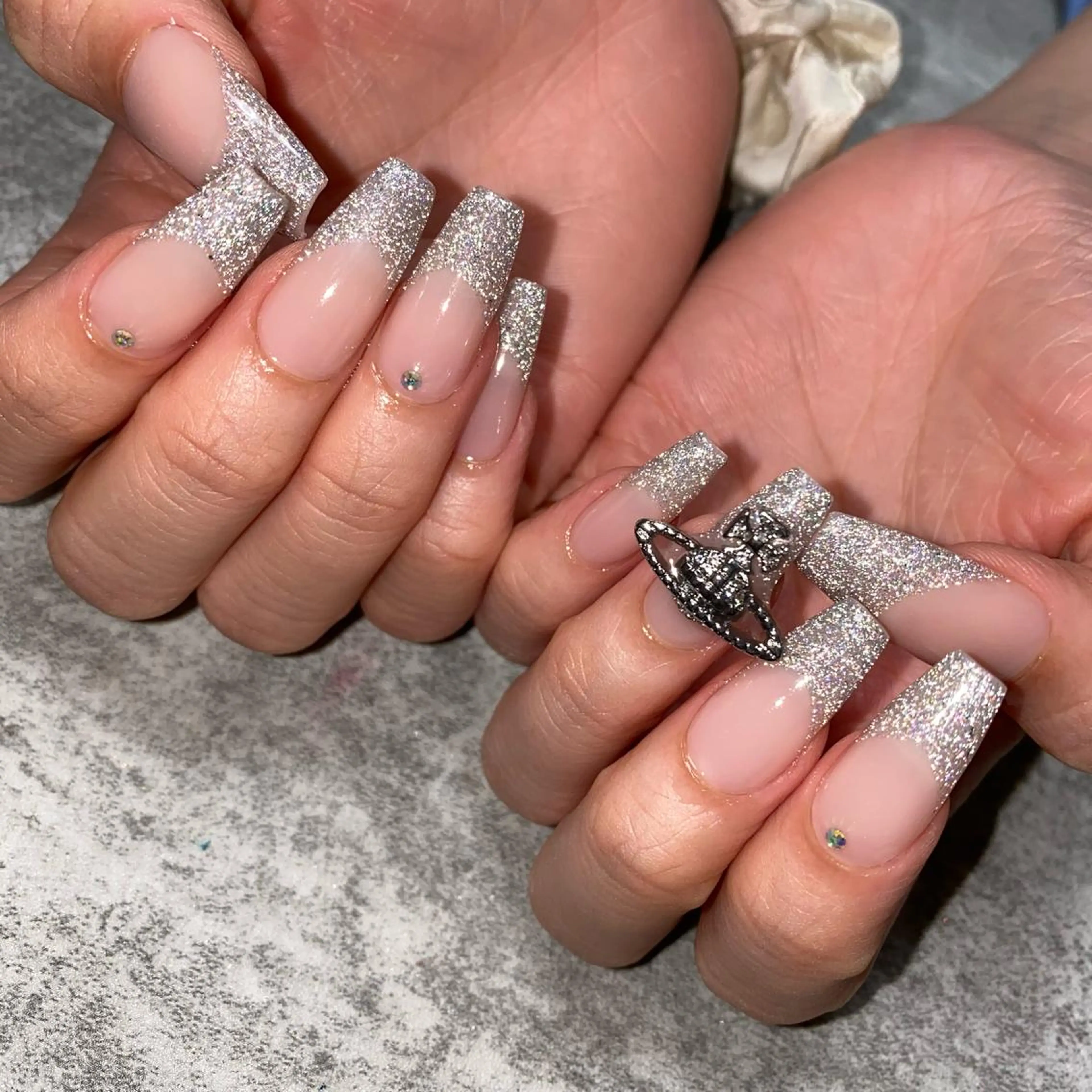 ネイル フラッシュネイル フレンチネイル ハンドネイル yuki nail...のネイルデザイン