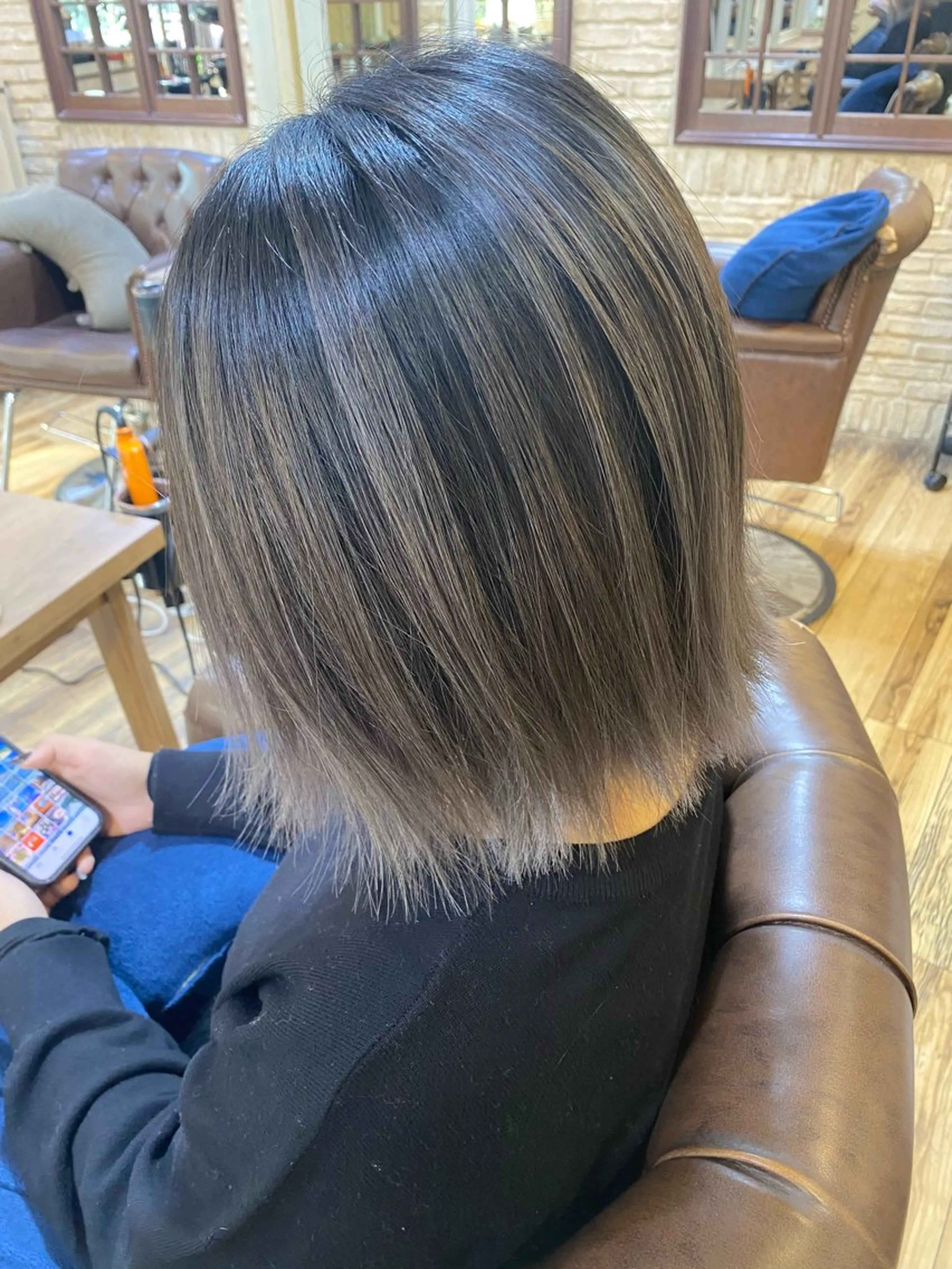 ショート カラー ヘアカラー トリートメント 服部 樹季のヘアスタイル