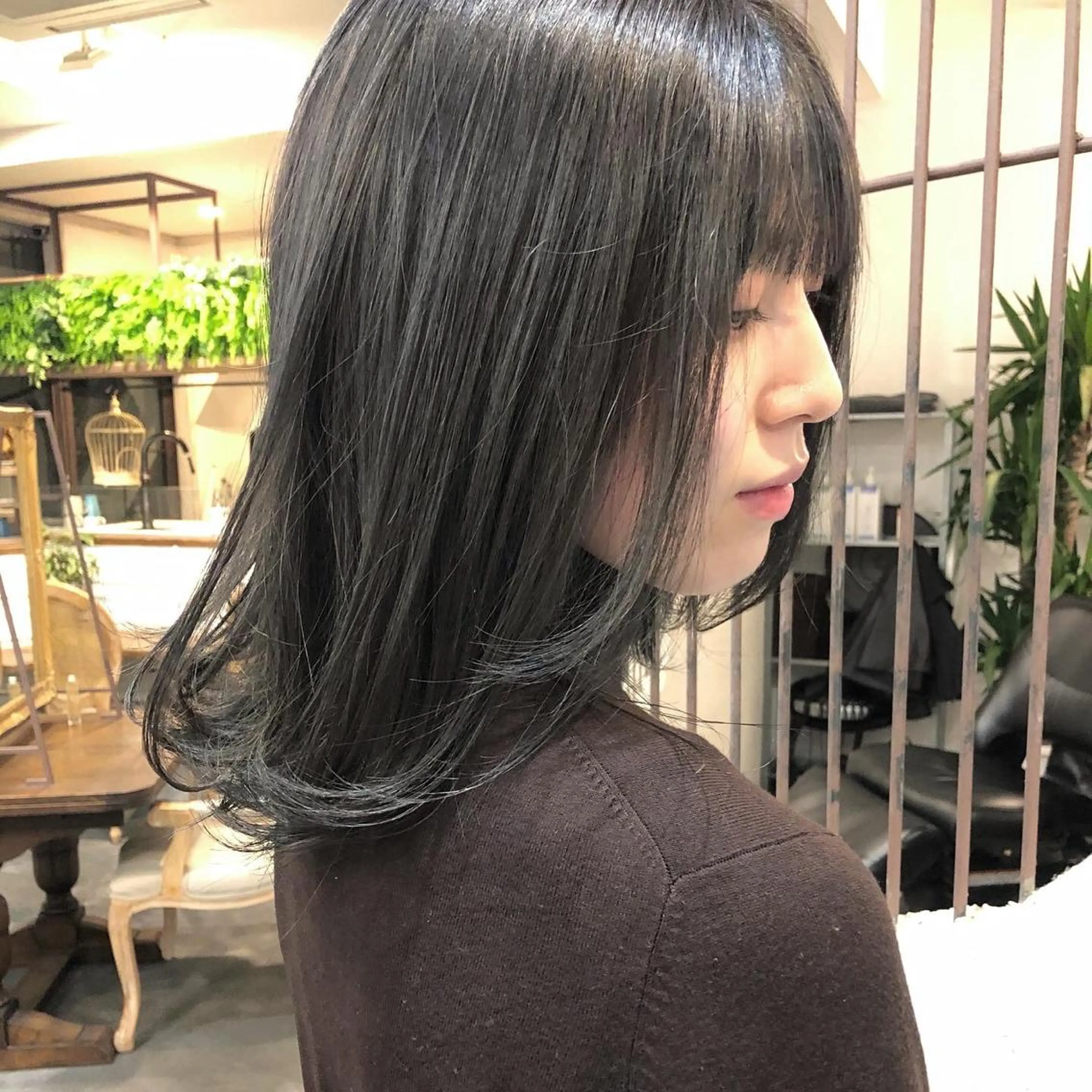 セミロング カラー グレージュ Gardenhair 小笠原篤矢ショートのヘアスタイル