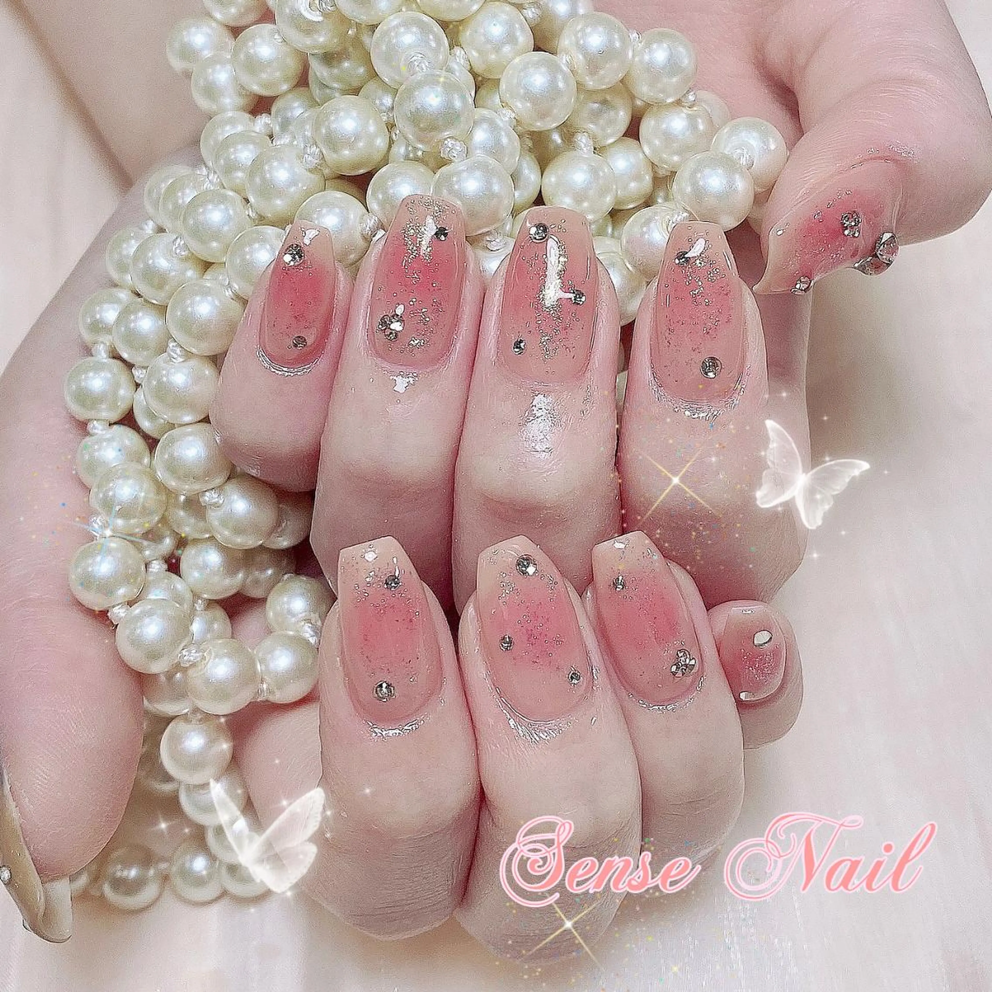 ネイル Kurieitibu 🍬Byu~tīのネイルデザイン