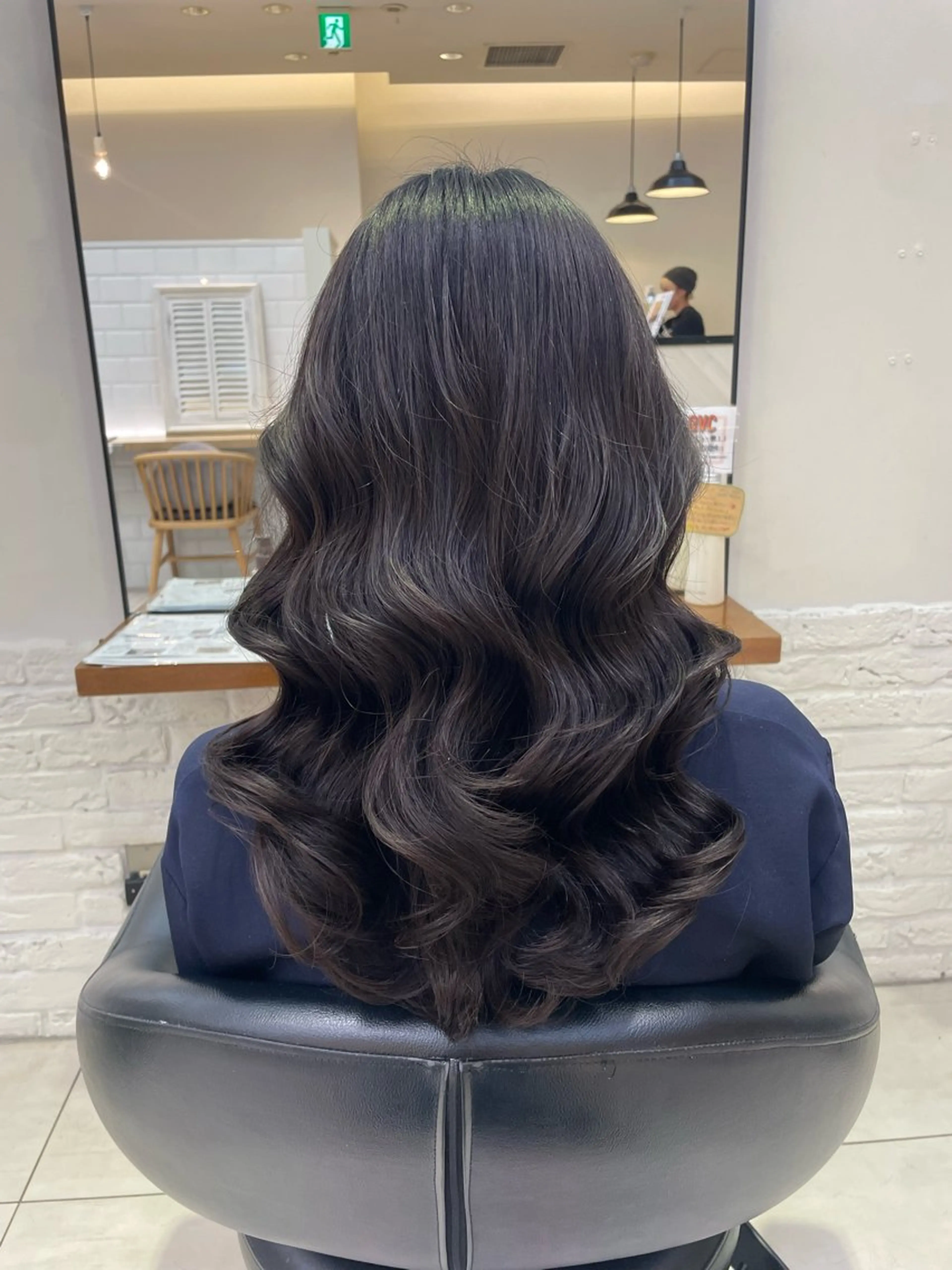 ロング apish 夏琳のヘアスタイル