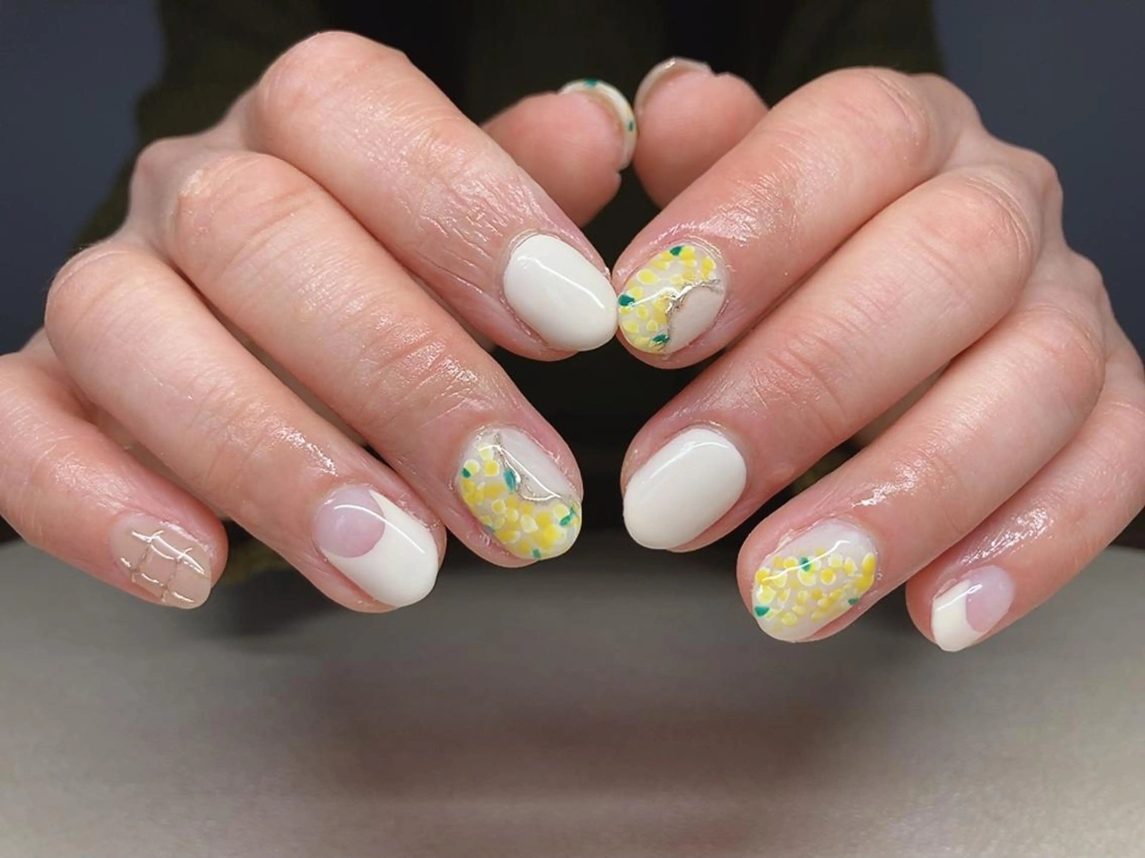 ネイル ハンドネイル 𝐴𝑁𝑈𝐸 トラブル爪育成専門のネイルデザイン