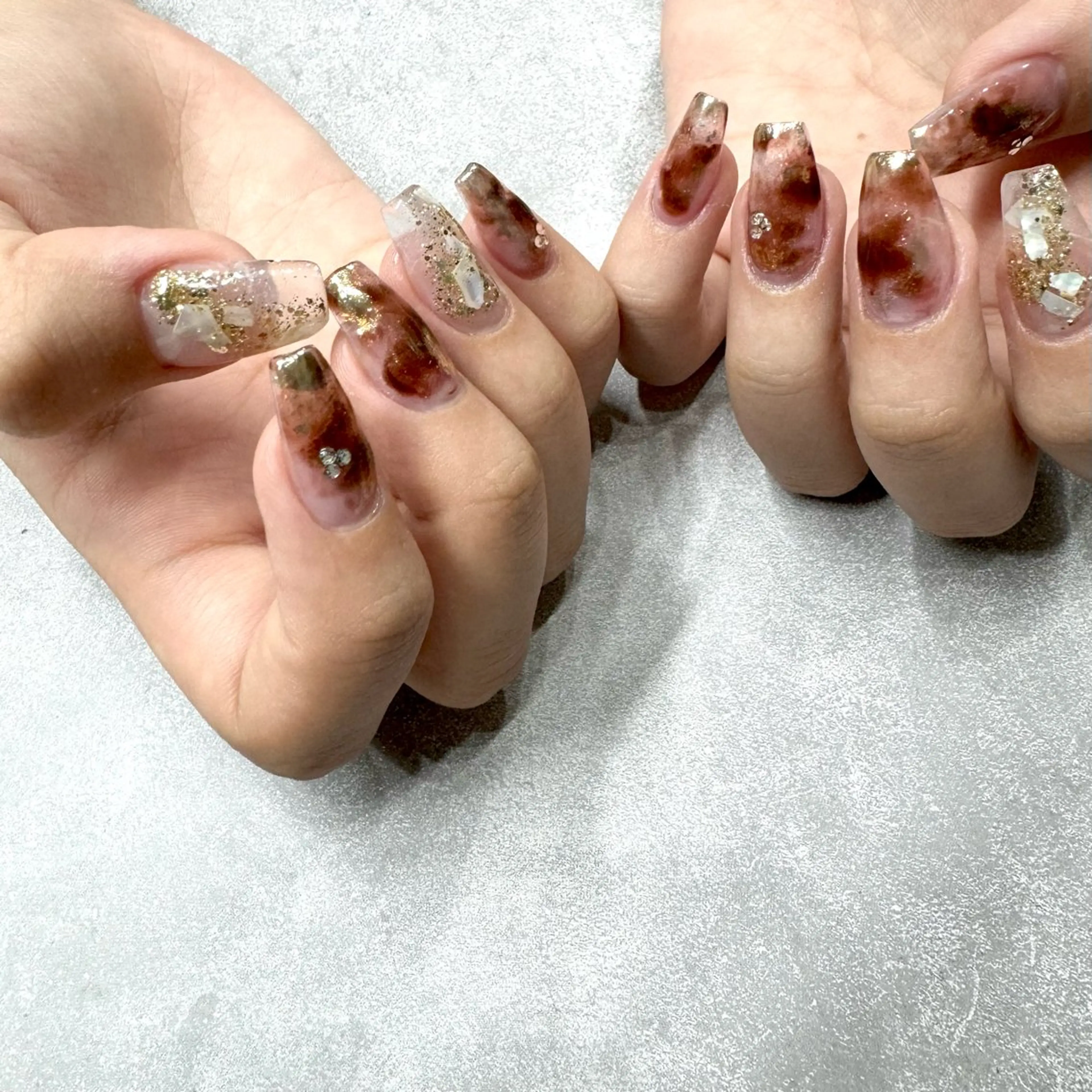 ネイル ブラウン ハンドネイル private salon lien所属・private salon　lienのネイルデザイン