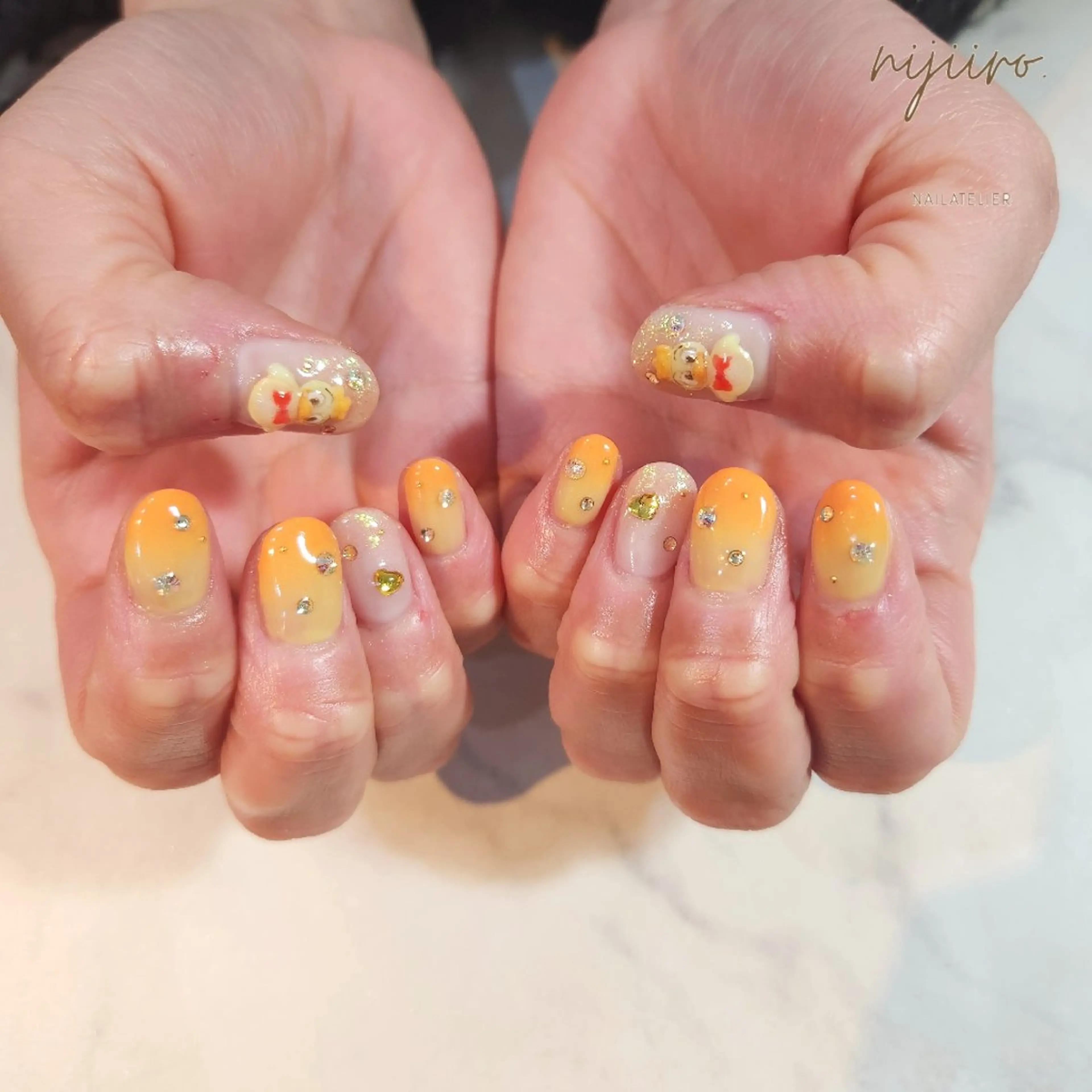 ネイル ハンドネイル nailatelier nijiiro.所属・nijiiro🌈 サトウのネイルデザイン