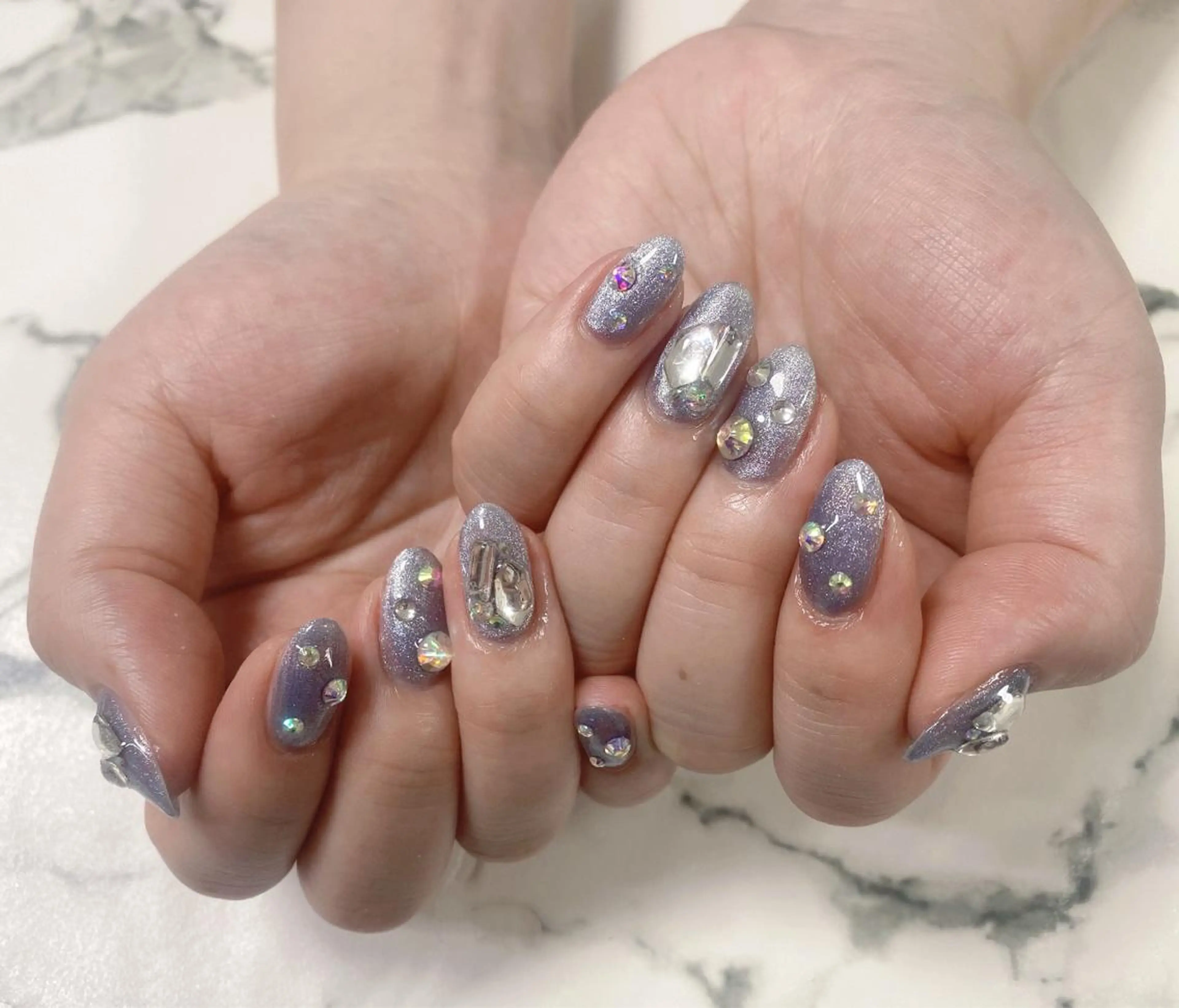 ロング カラー ネイル マグネットネイル Q Free nailsのネイルデザイン