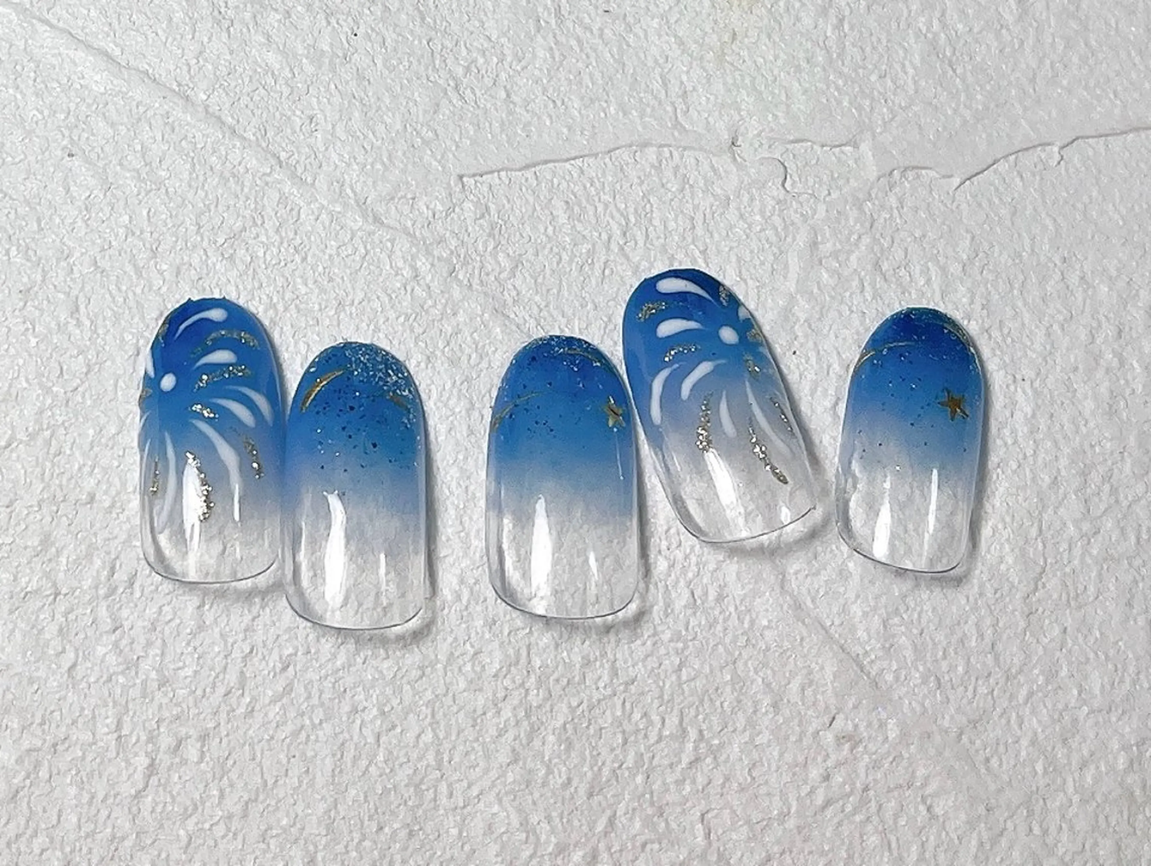 ネイル オーロラネイル フットネイル フレンチネイル ジェルネイル マグネットネイル kiki nail たまプラーザのネイルデザイン