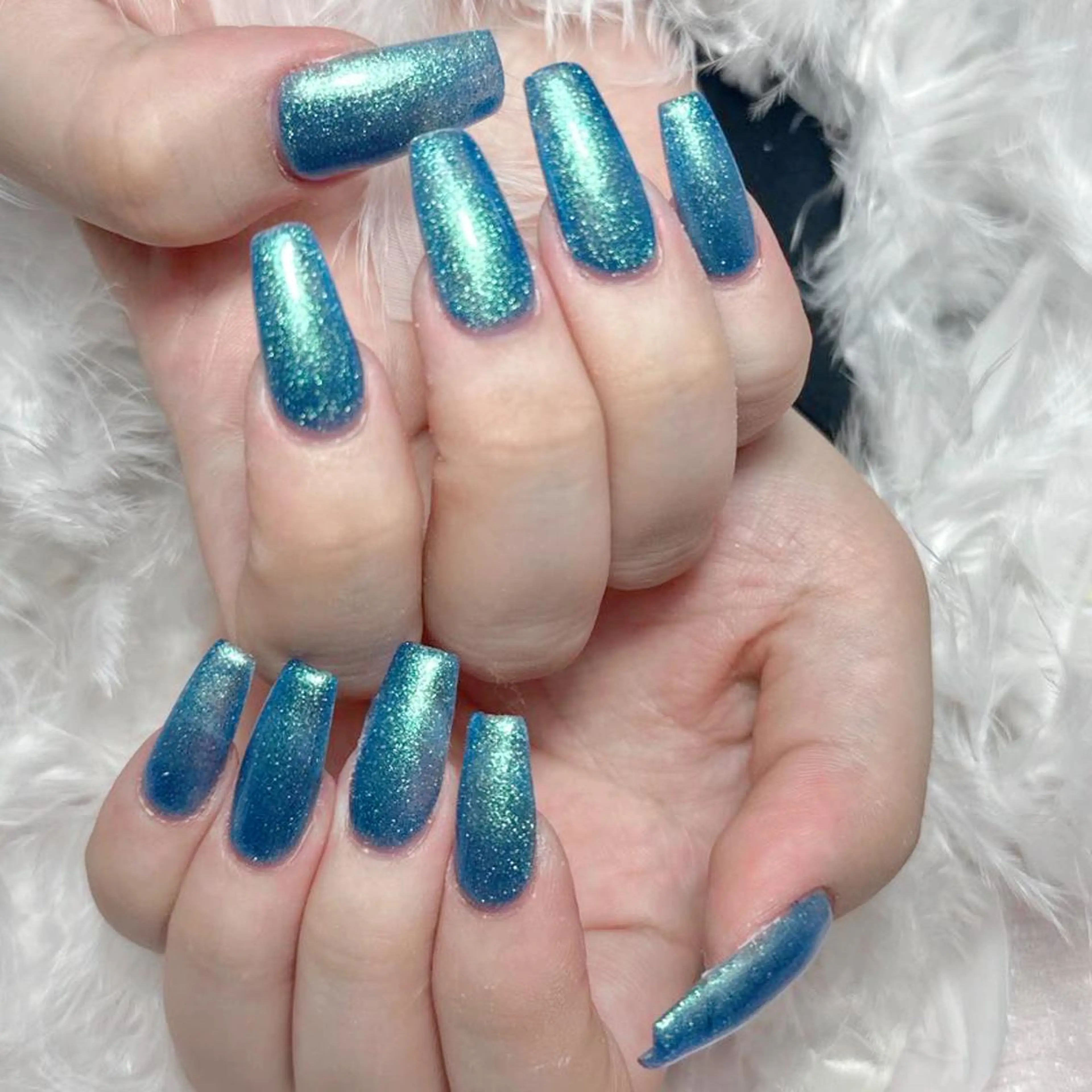 12月⭐️オフ無料⭐️🌸ハンド⭐️🧲キラキラマグネット⭐️パーツ2個プレゼント🎁の写真