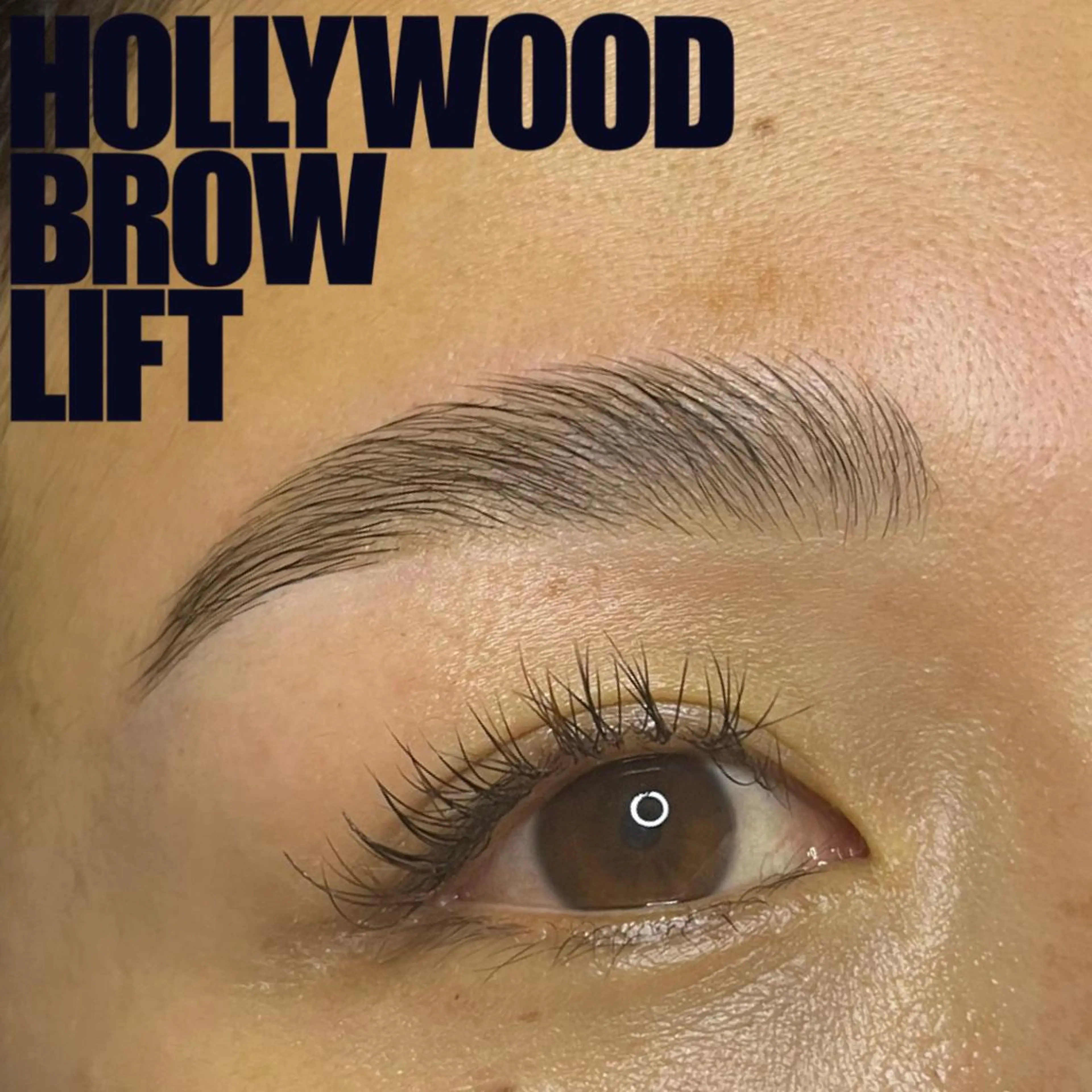 アイブロウ ハリウッドブロウリフト 眉毛と韓国肌質改善 サロン　和泉府中のエステ・リラクイメージ