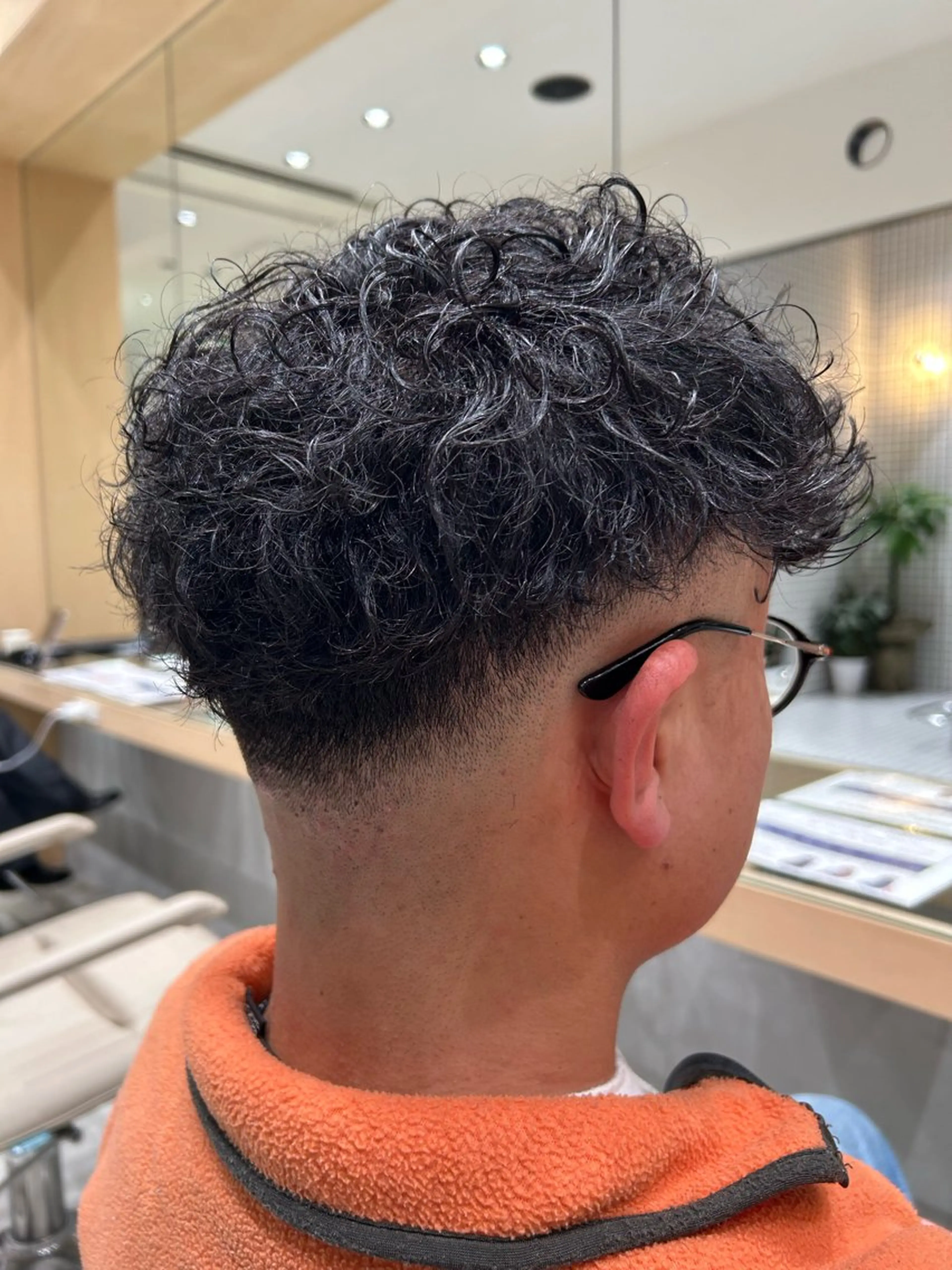 メンズ フェードカット メンズパーマ スキンフェード 🐲ツイスパ🐲 フェード/龍のヘアスタイル