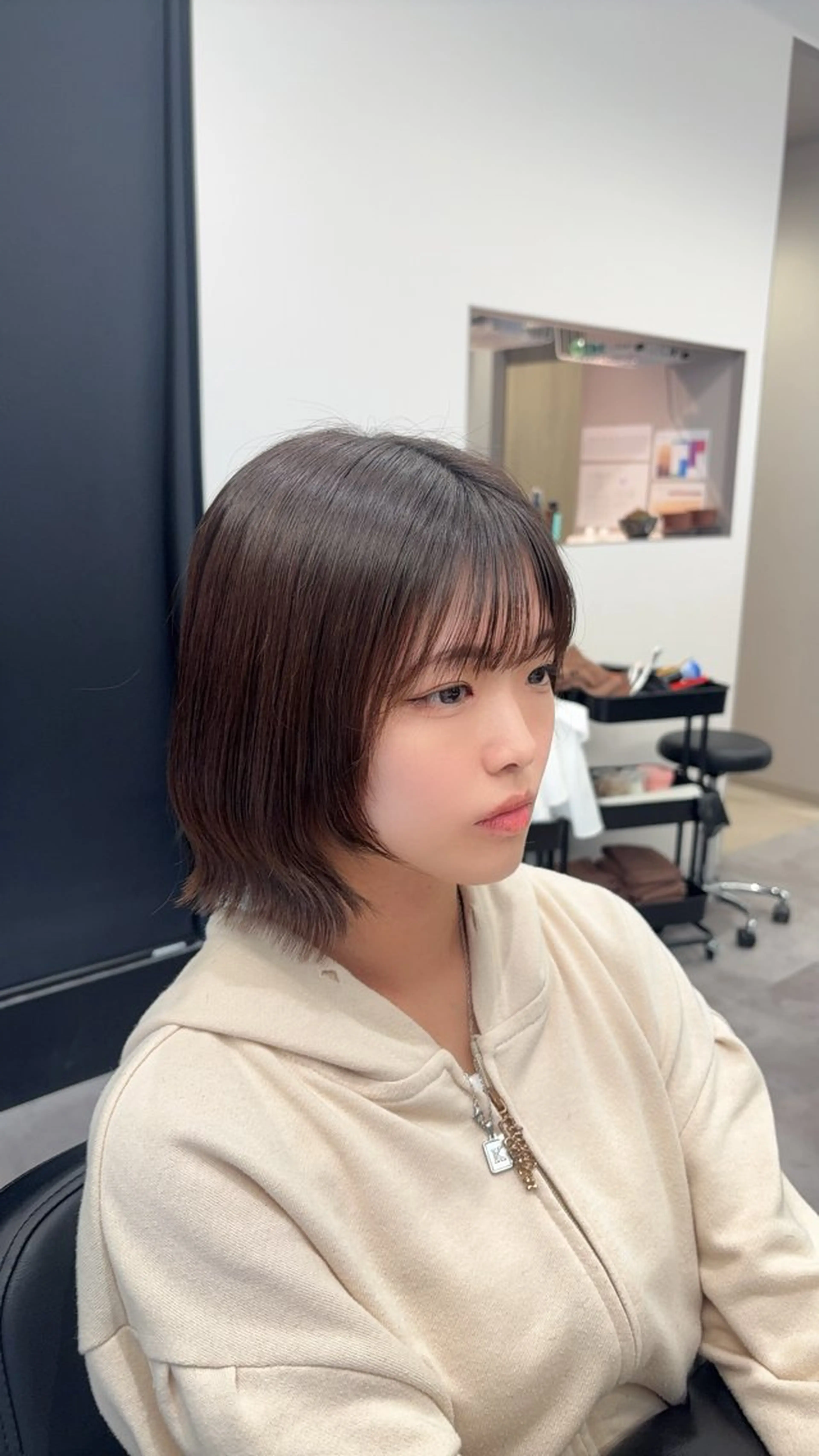 ミディアム カット Nail &Beauty by UNO伊勢原所属・COCO .のヘアスタイル