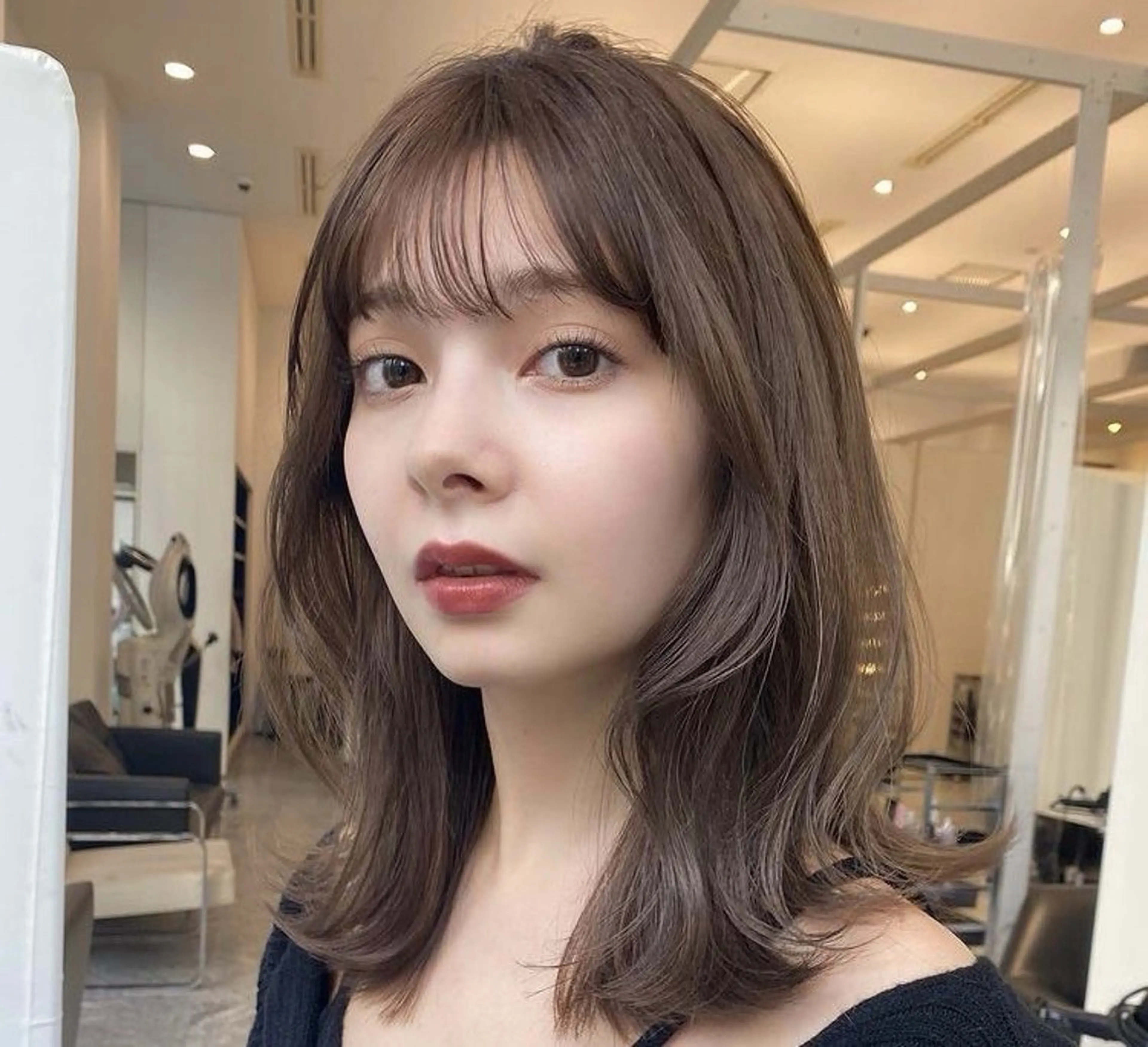 ミディアム ユズキ/大人可愛い♡ レイヤーstyleのヘアスタイル