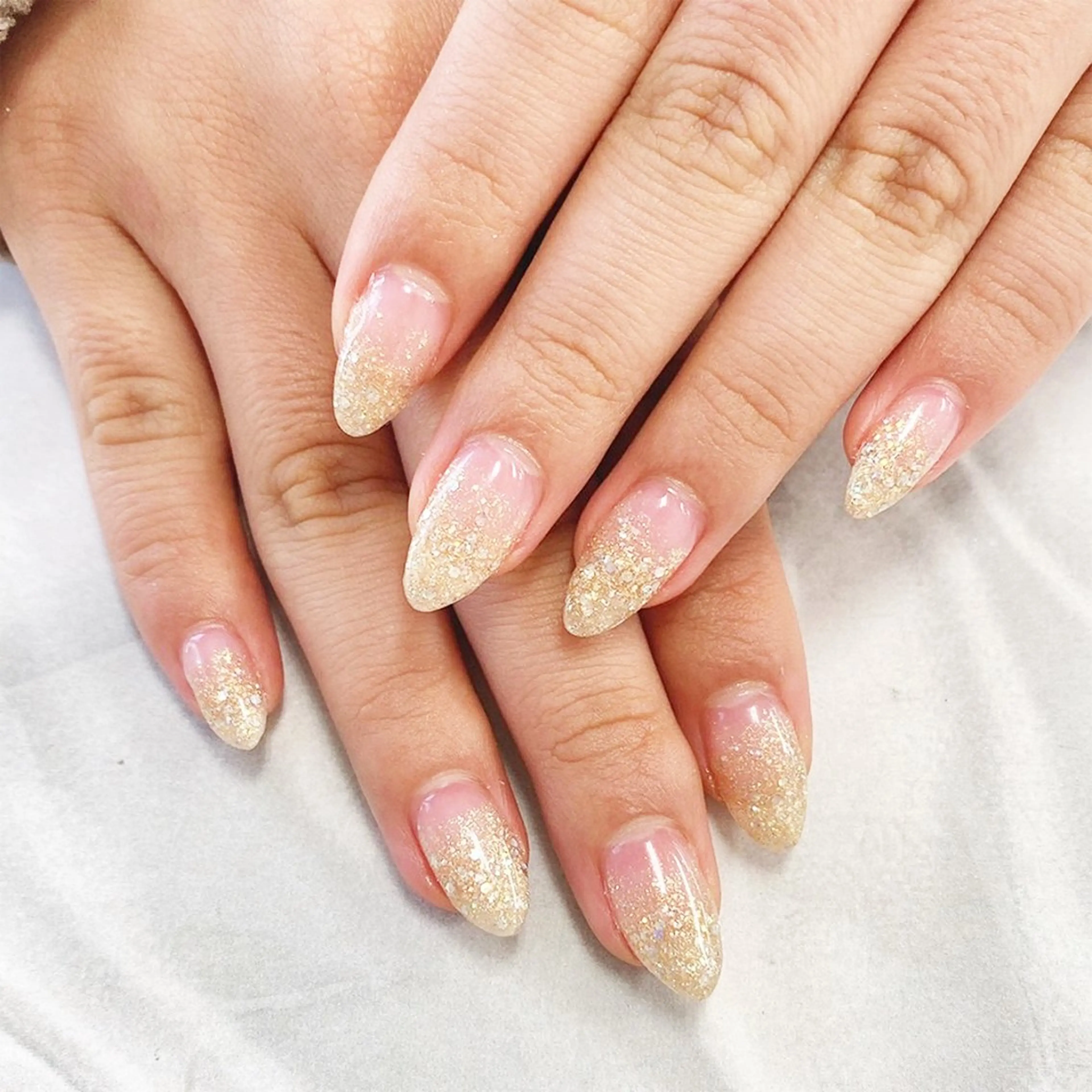 【ラメグラ】ハンドネイル♪オフ無料★3850円♪の写真