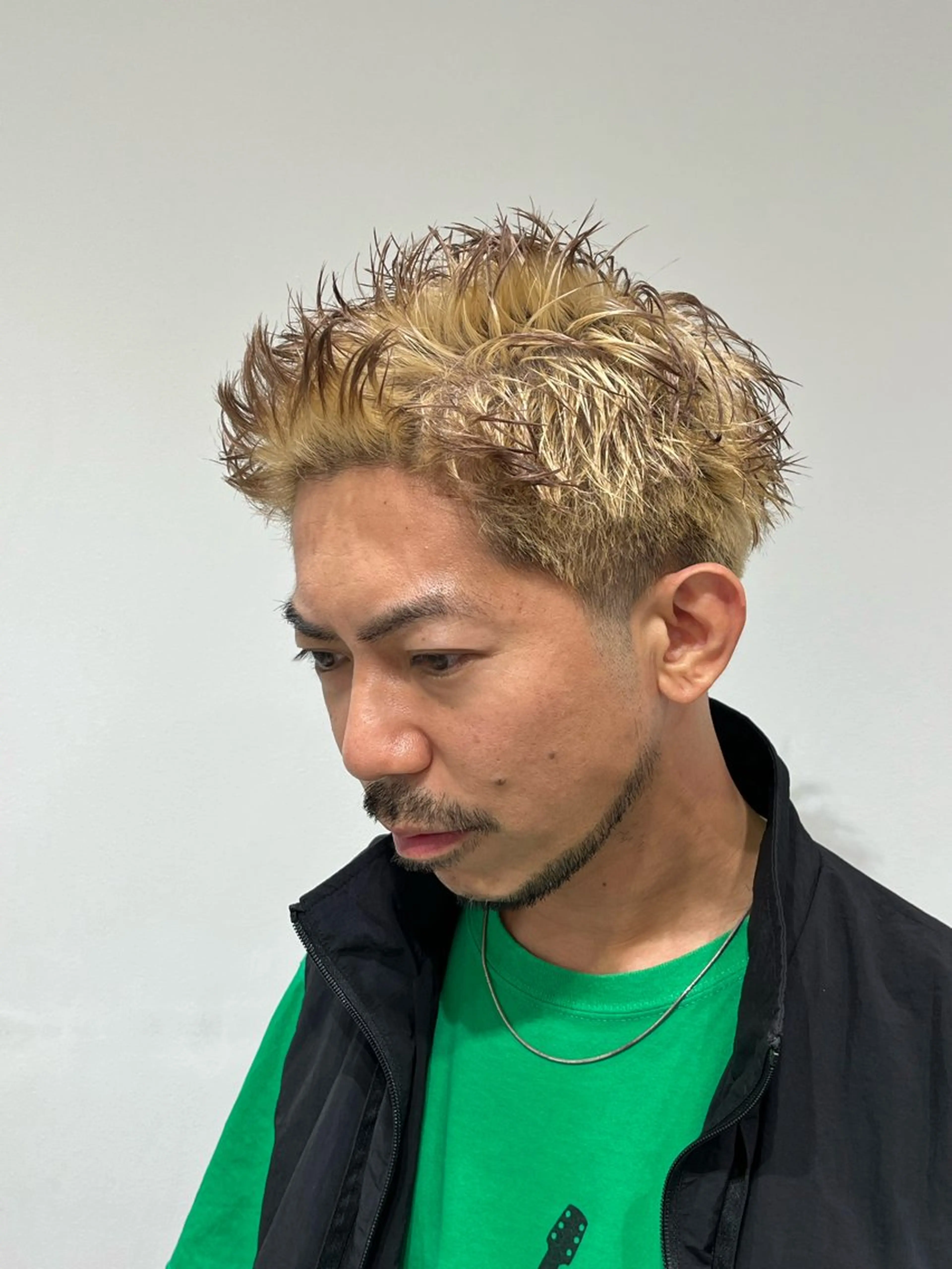 ショート メンズ フェードカット カット メンズパーマ職人 パーマ🔥ritaのヘアスタイル