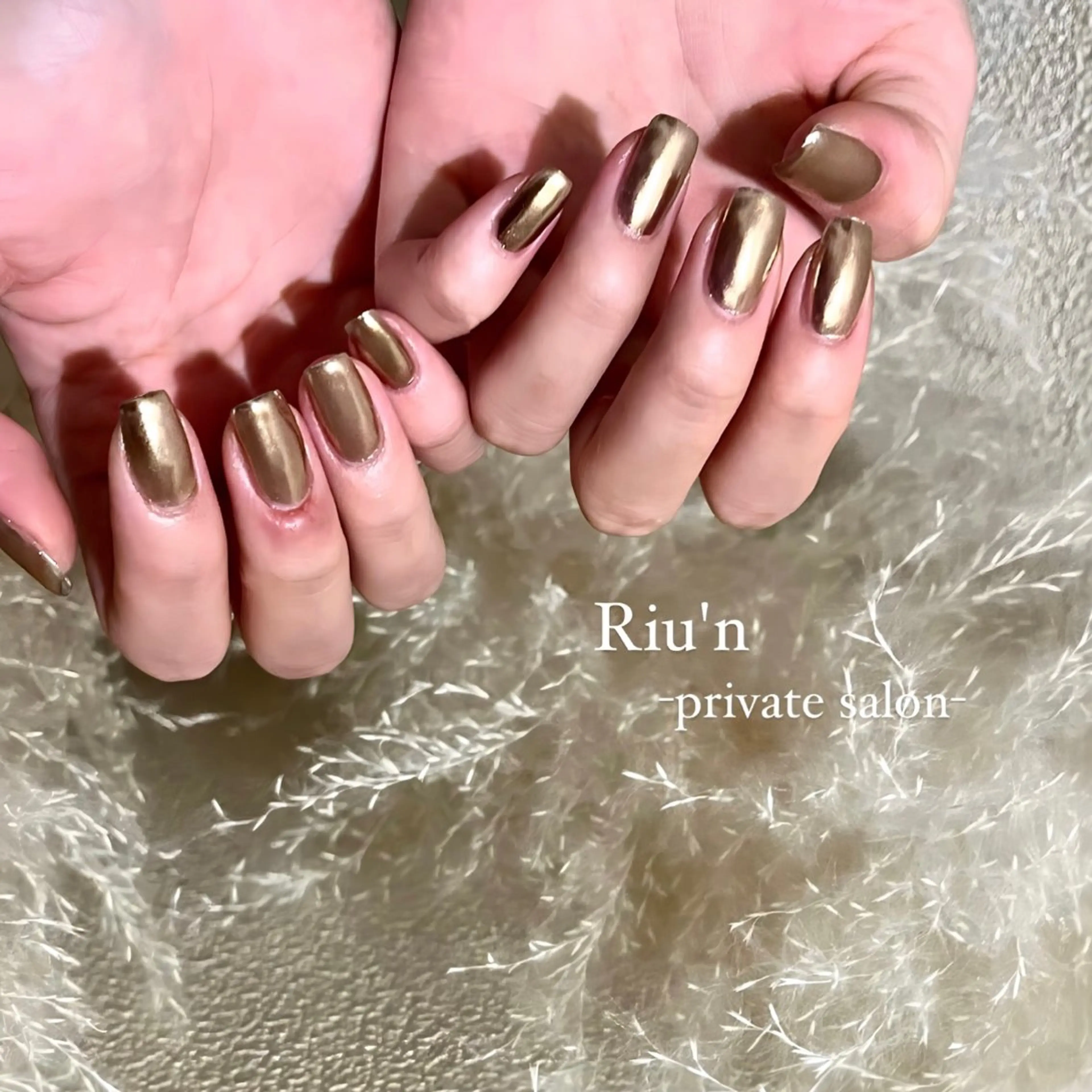 ネイル ミラーネイル ハンドネイル Riu*n -private-のネイルデザイン