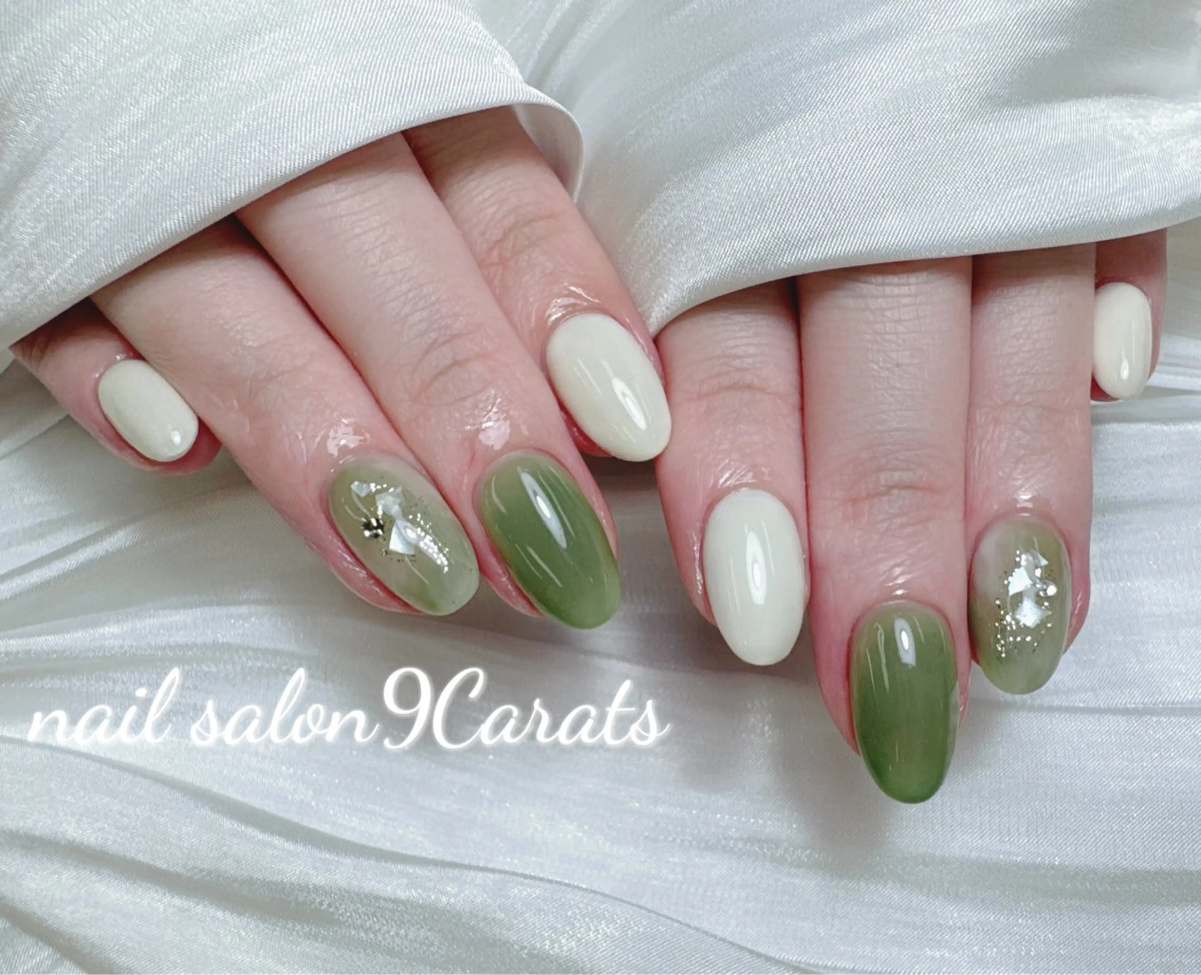 ネイル ハンドネイル ネイルサロン 9Carats神田のネイルデザイン