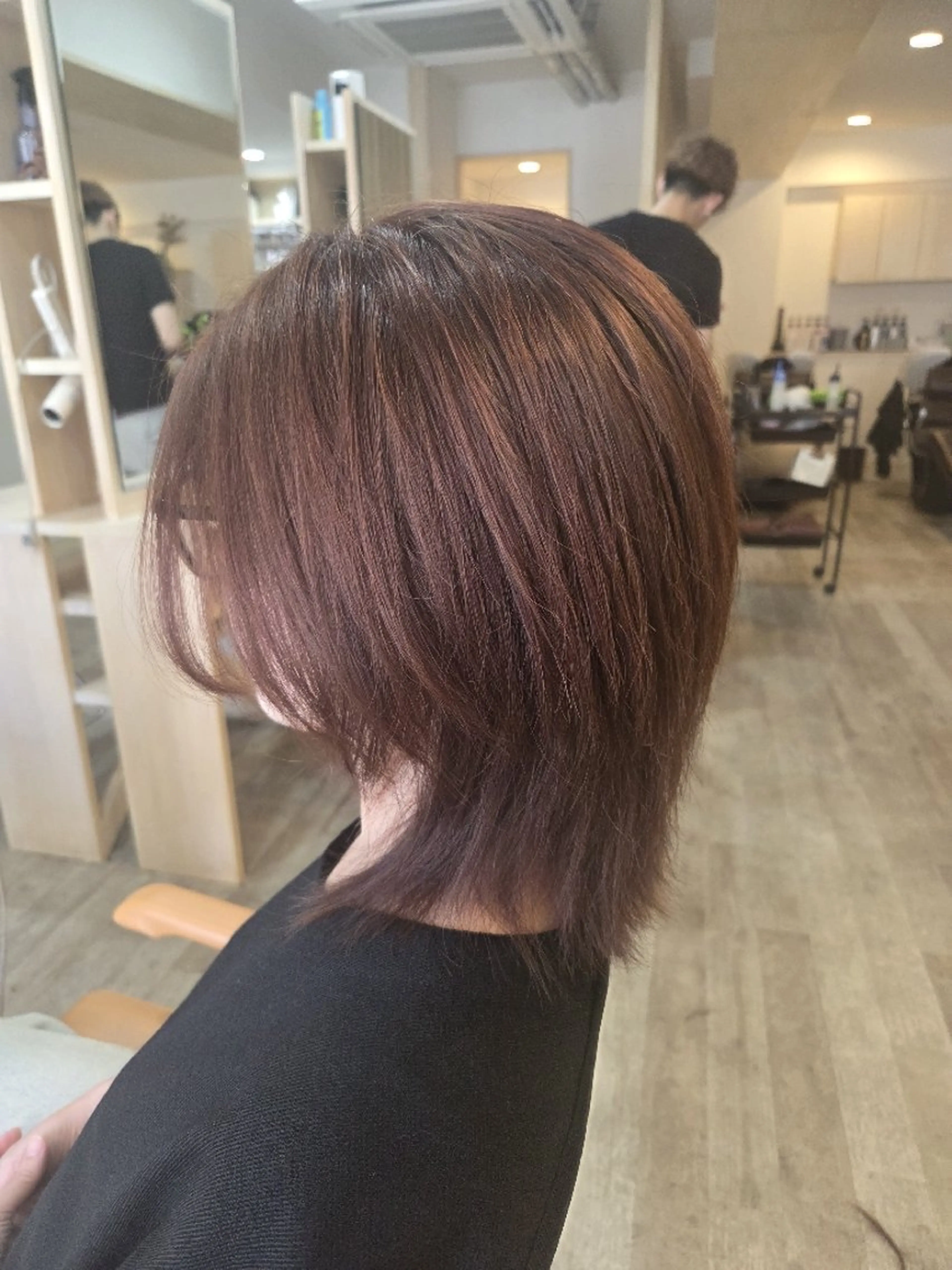 ミディアム ウルフカット 龍 悠紀のヘアスタイル