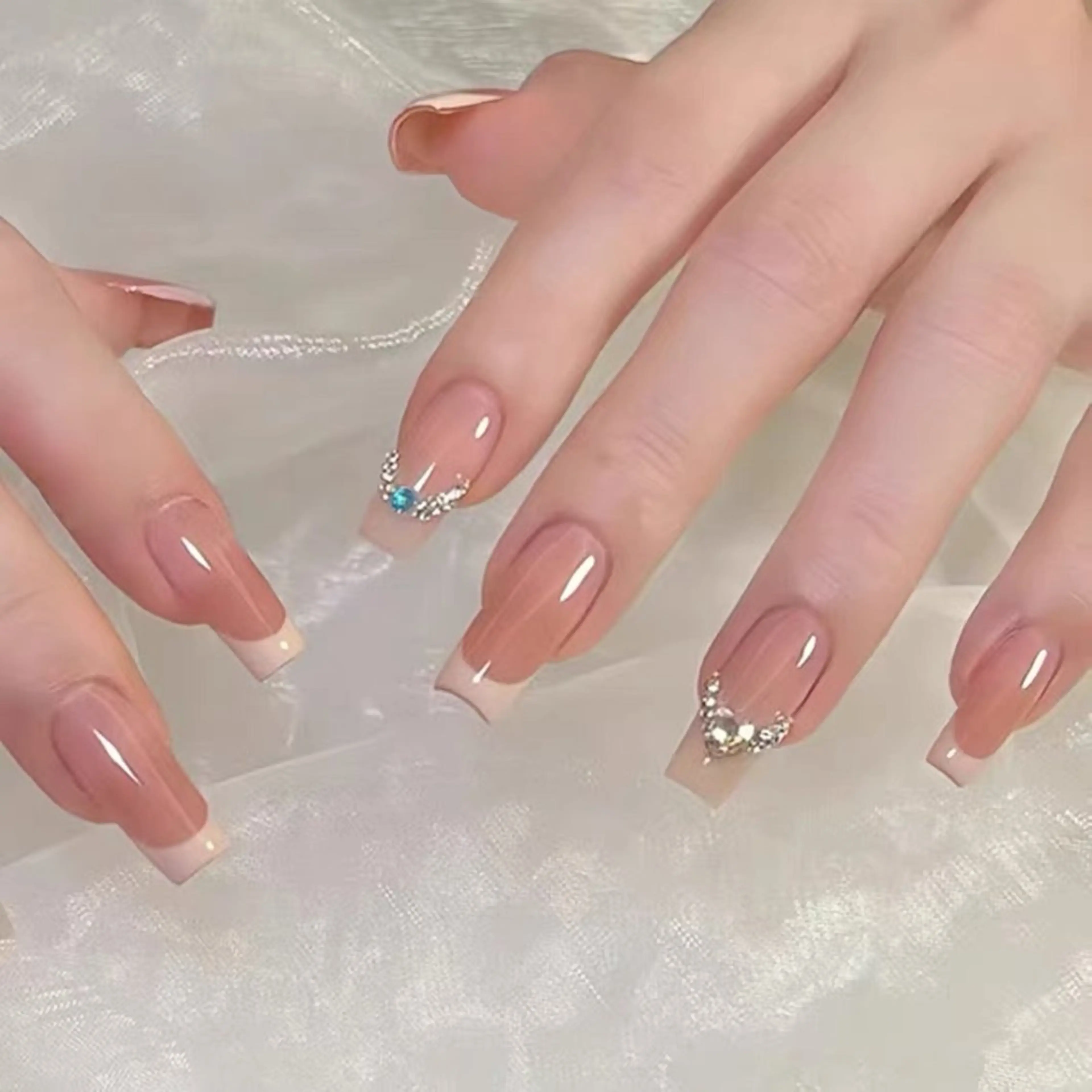 ネイル 菲菲ネイルサロン所属・FJ ネイルサロンのネイルデザイン