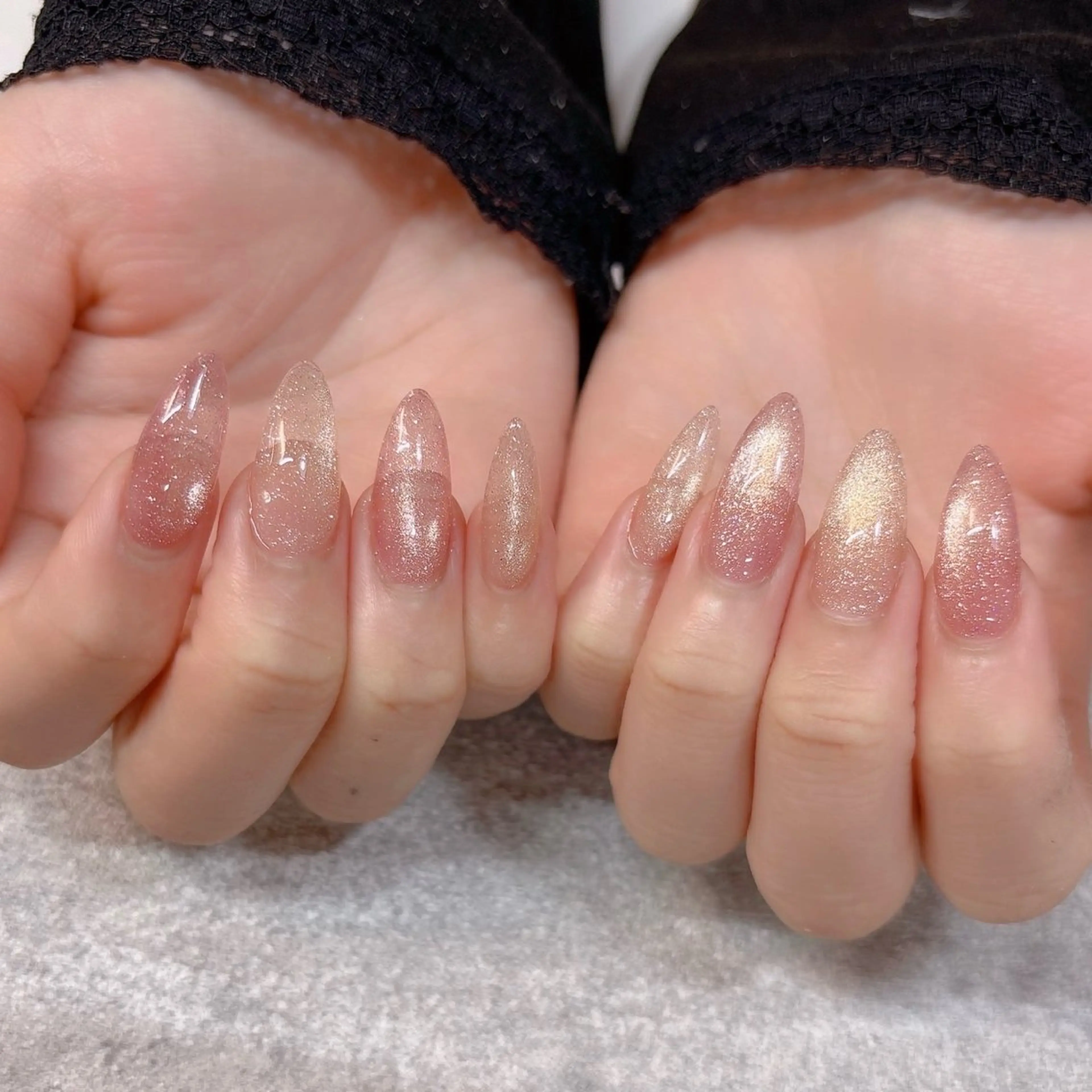 ネイル 長さ出し キラキラネイル マグネットネイル ハンドネイル Chipi Neneのネイルデザイン