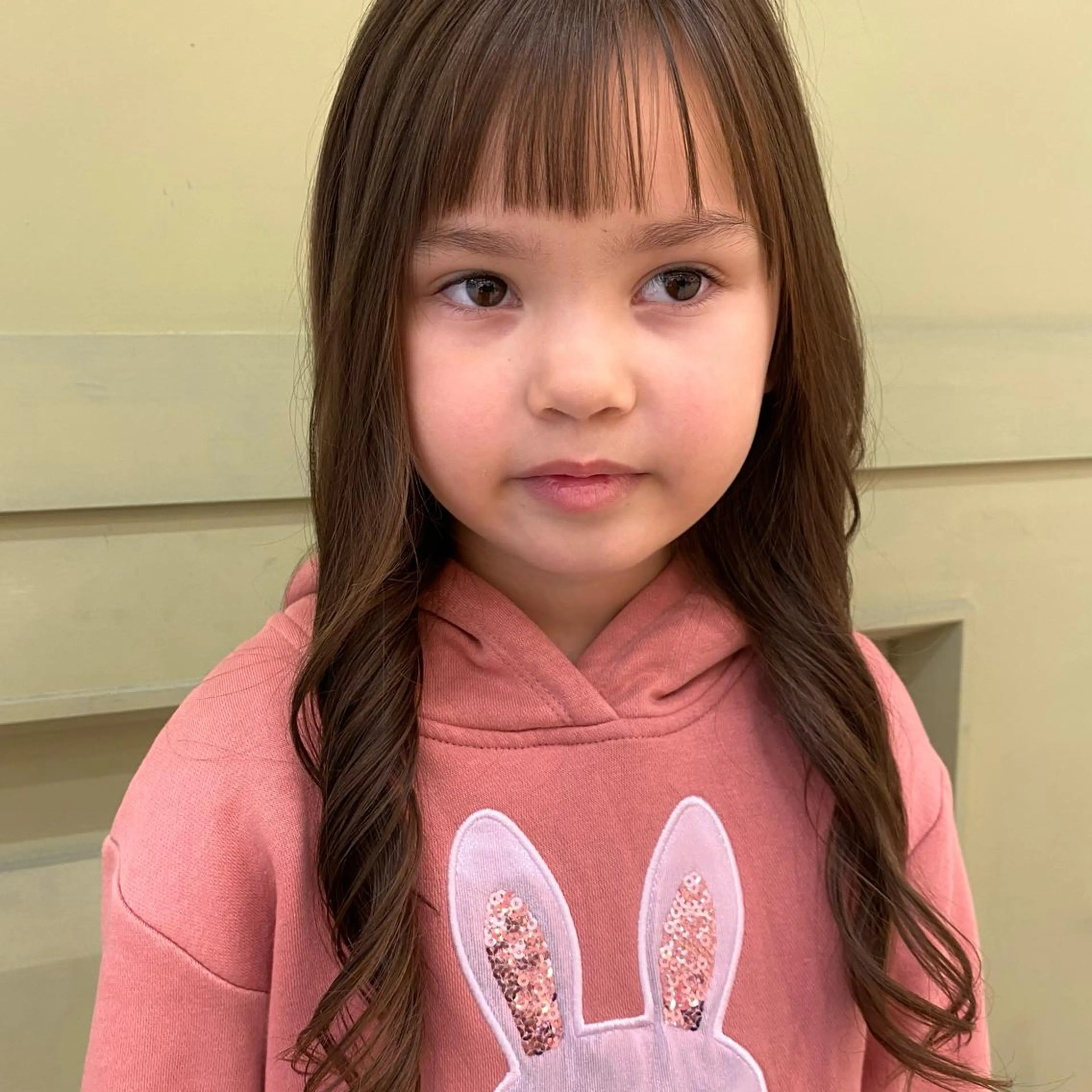 ロング キッズ 佐藤 彩香のヘアスタイル