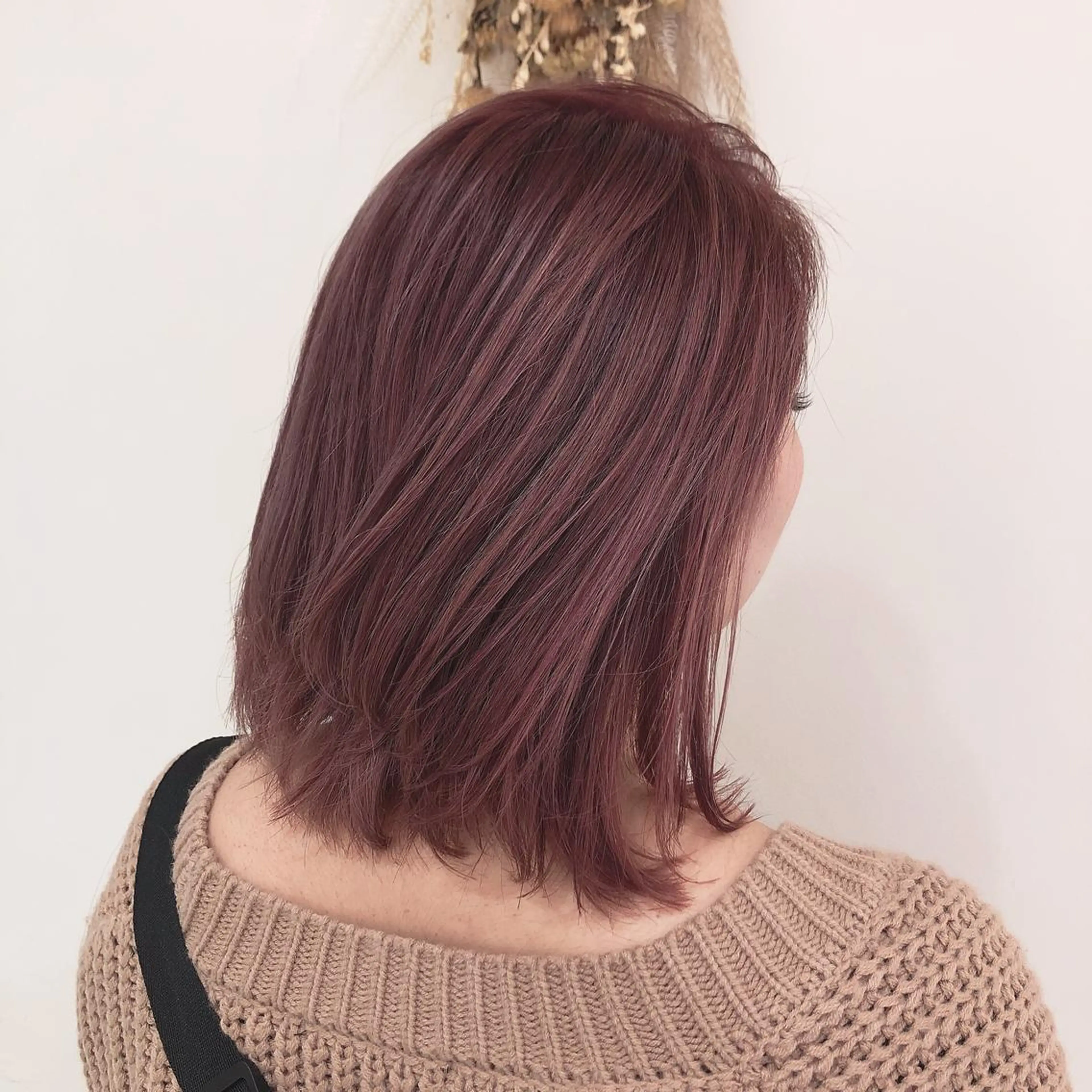 ミディアム カラー ピンクカラー 野村 さなみ✨ぱっつんボブのヘアスタイル