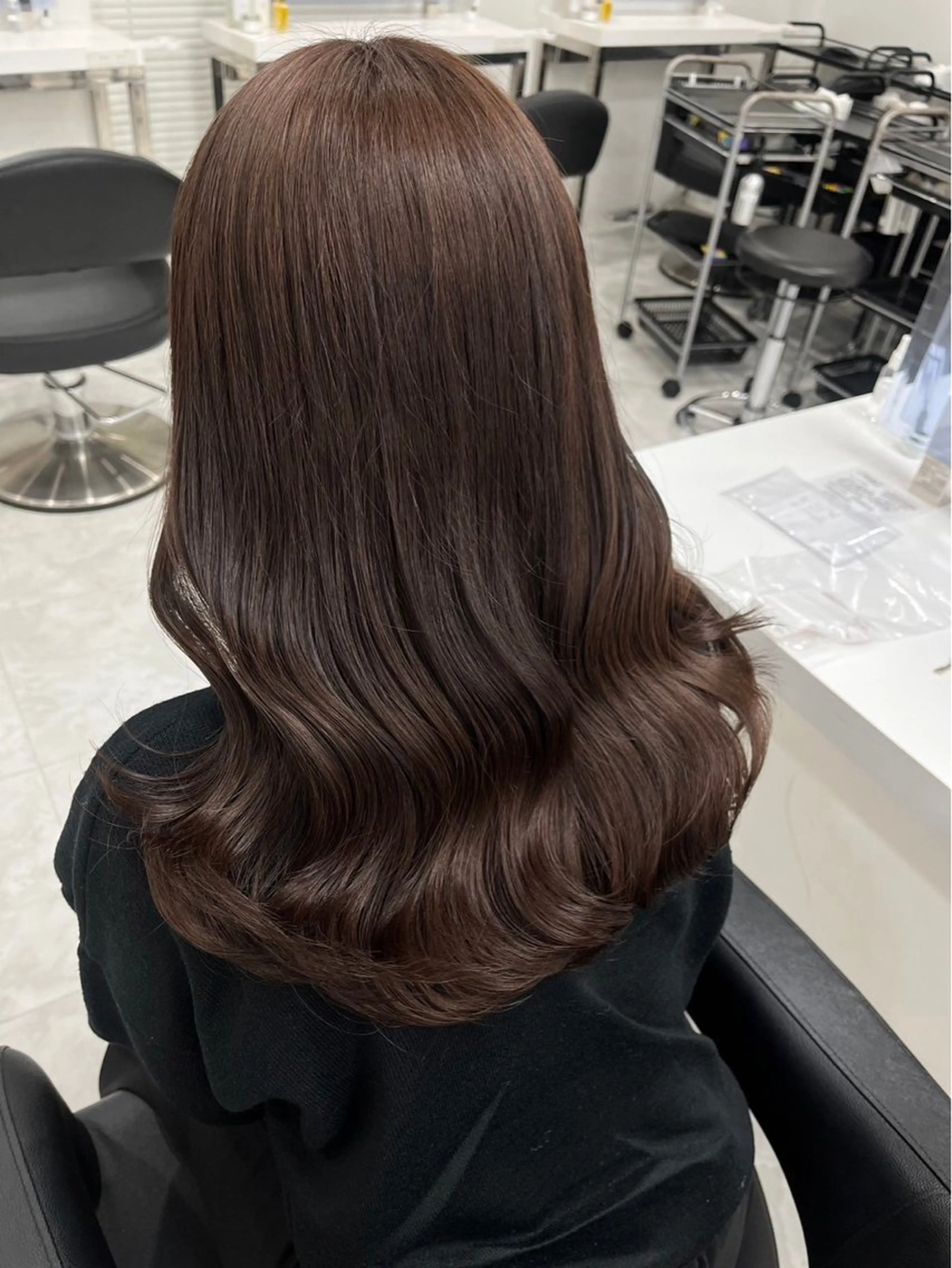 セミロング カラー ヘアアレンジ ブリーチ ブリーチなしカラー 髪質改善 トリートメント 🎀RIN🎀 就活🩶暗髪カラーのヘアスタイル