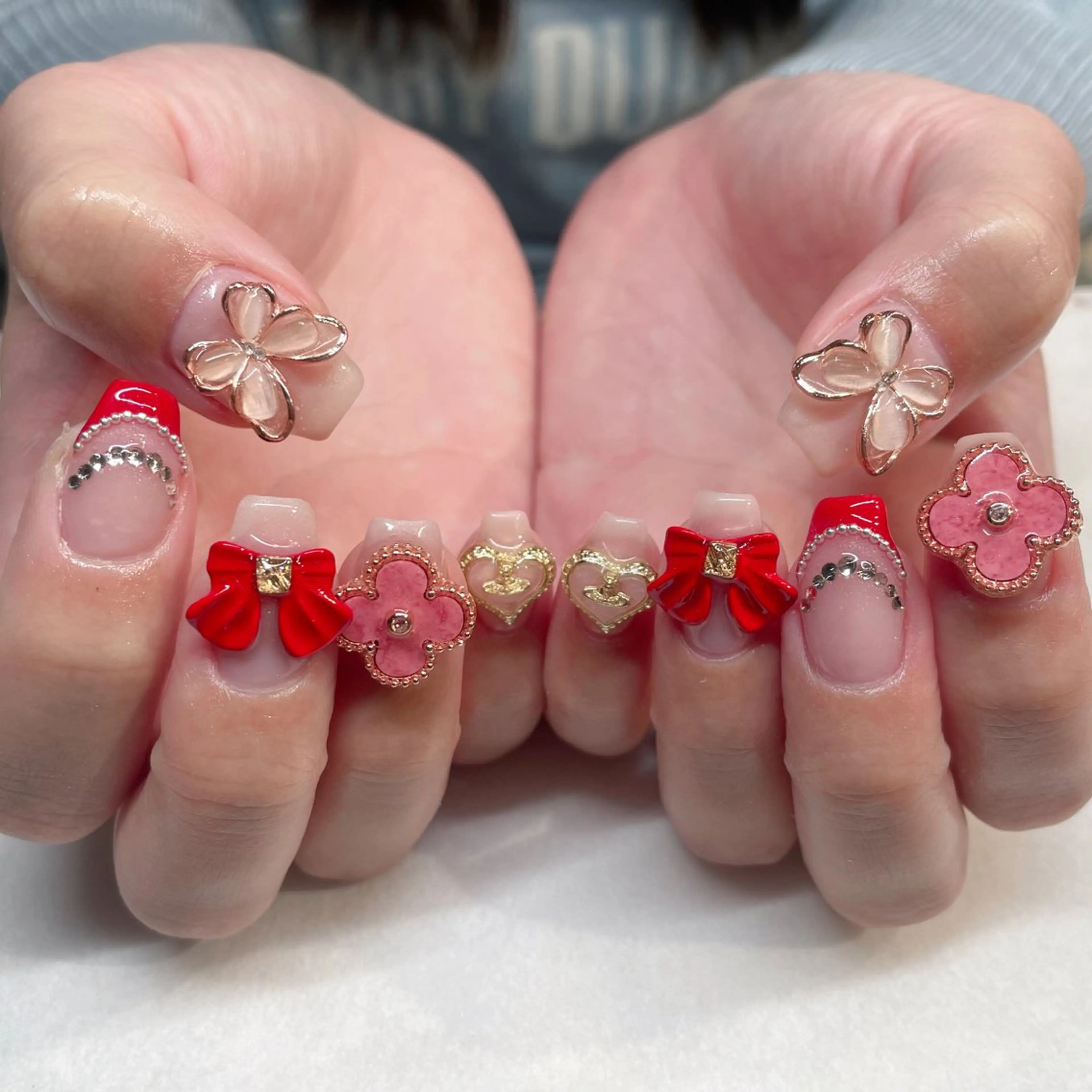 ネイル ハンドネイル 💎🐰 saki. m 🐰💎のネイルデザイン