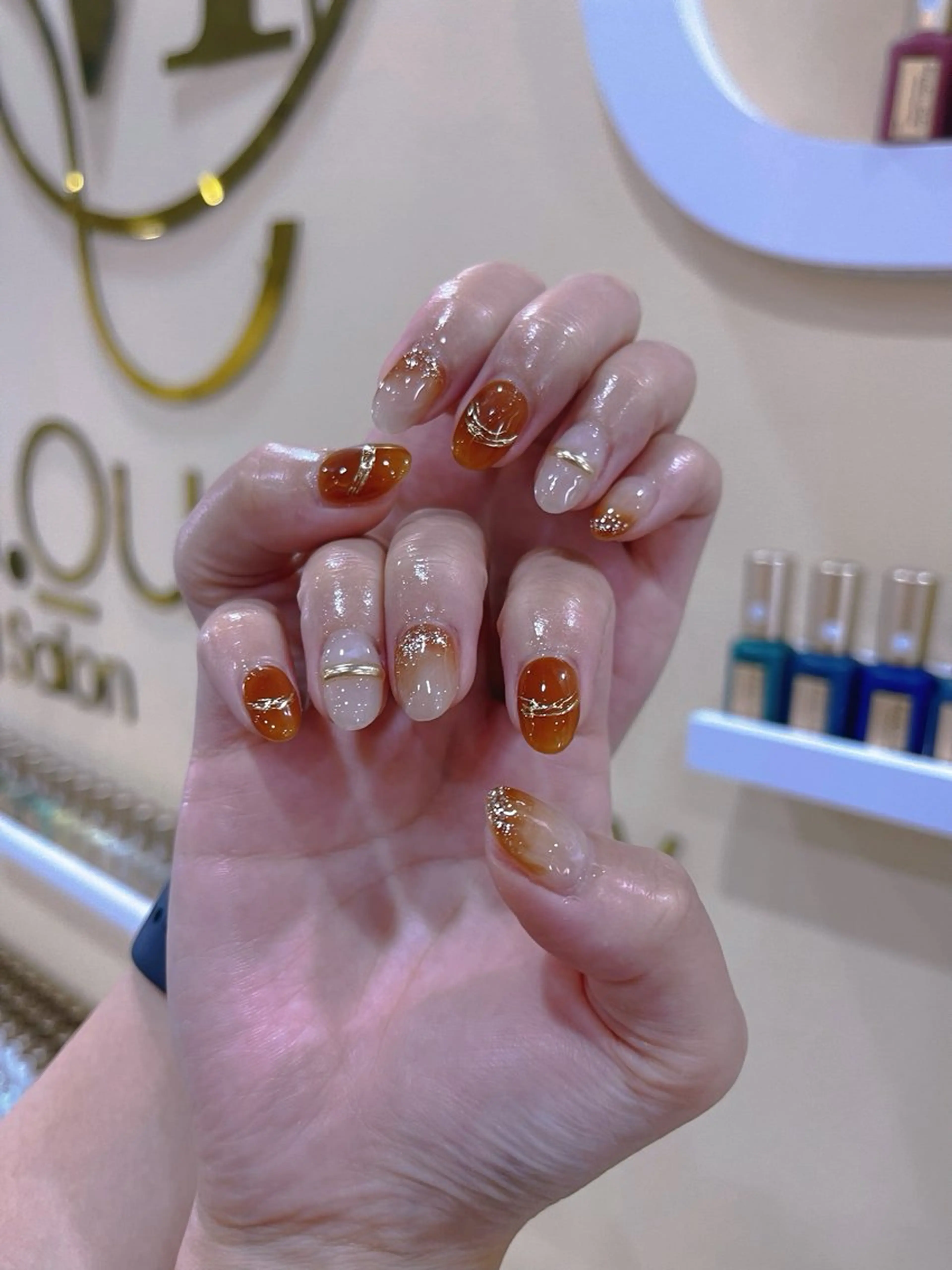 ネイル MQueen ネイルサロンマルのネイルデザイン