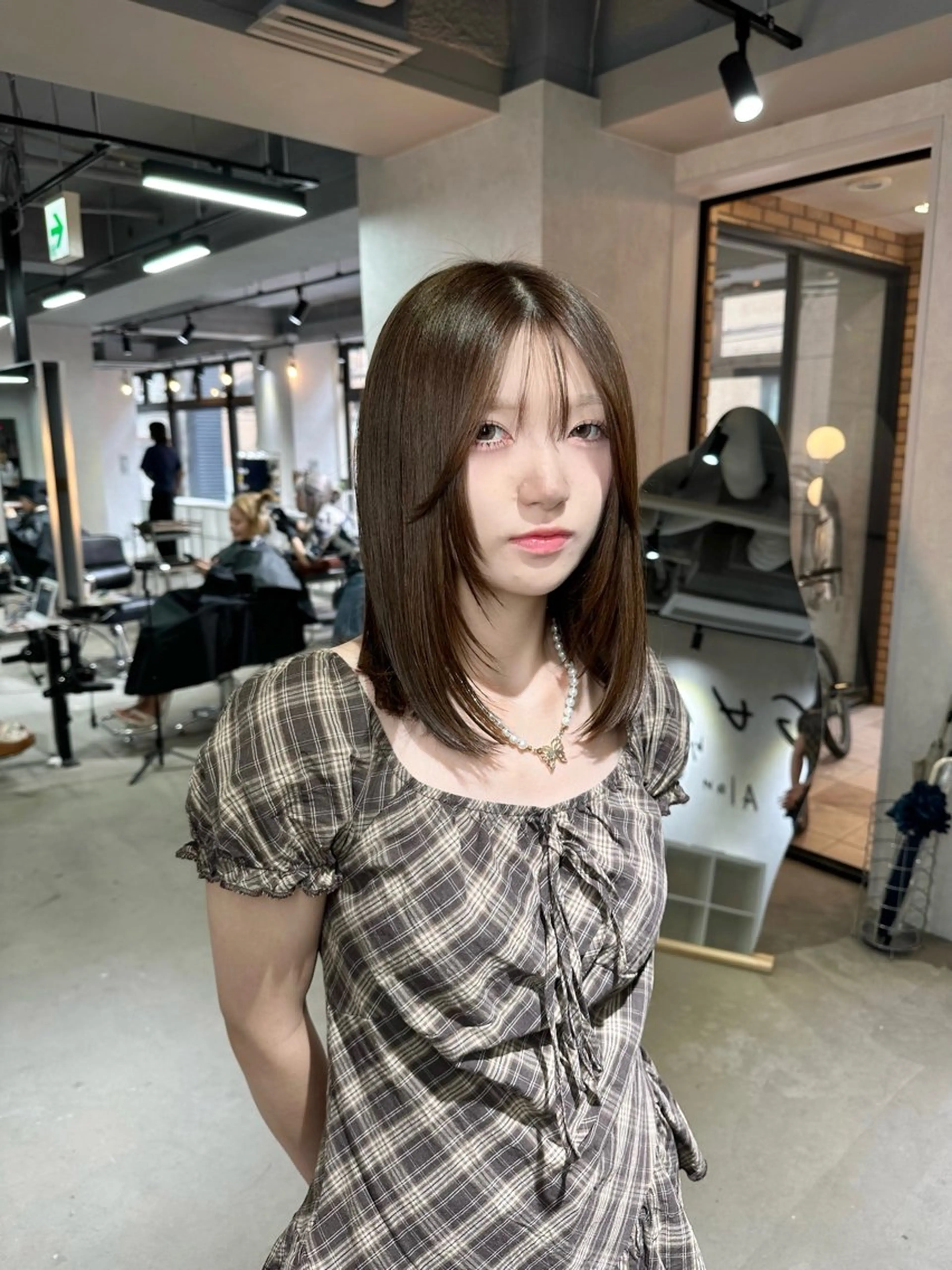 ミディアム ケアカラー ボブ 髪質改善 レイヤーカット トリートメント カット ヘアカラー トリートメント 艶髪カラー/レイヤ ー支持No.1renのヘアスタイル